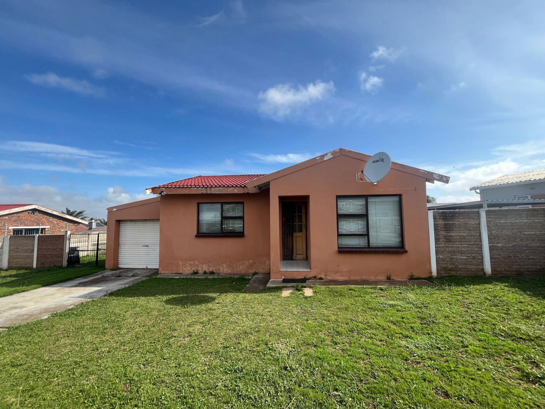 2 bedroom house for sale in Scheepers Hoogte