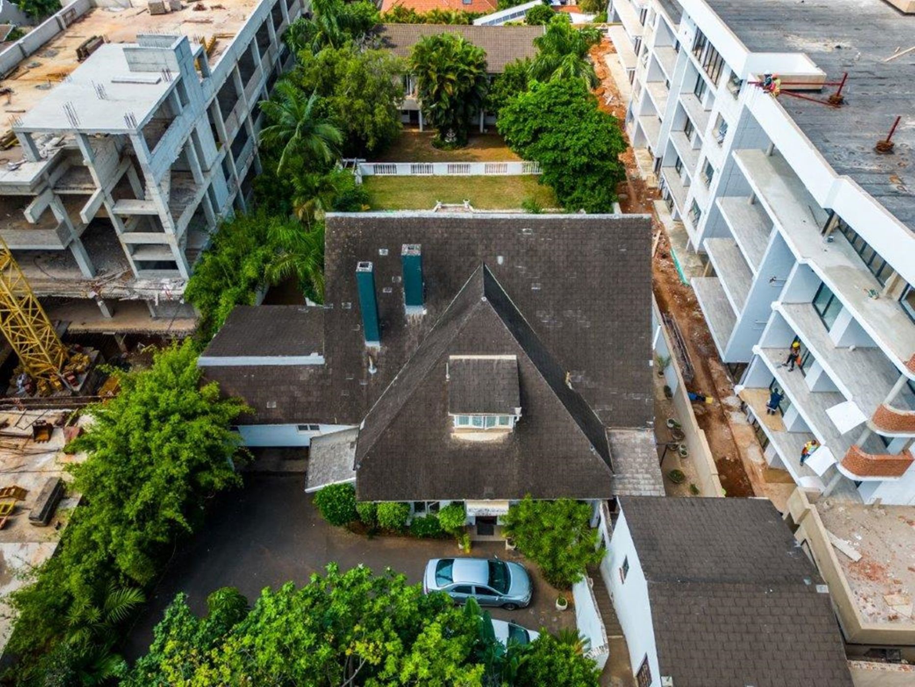 2048 m&sup2; residential complex for sale in Morningside (Durban)