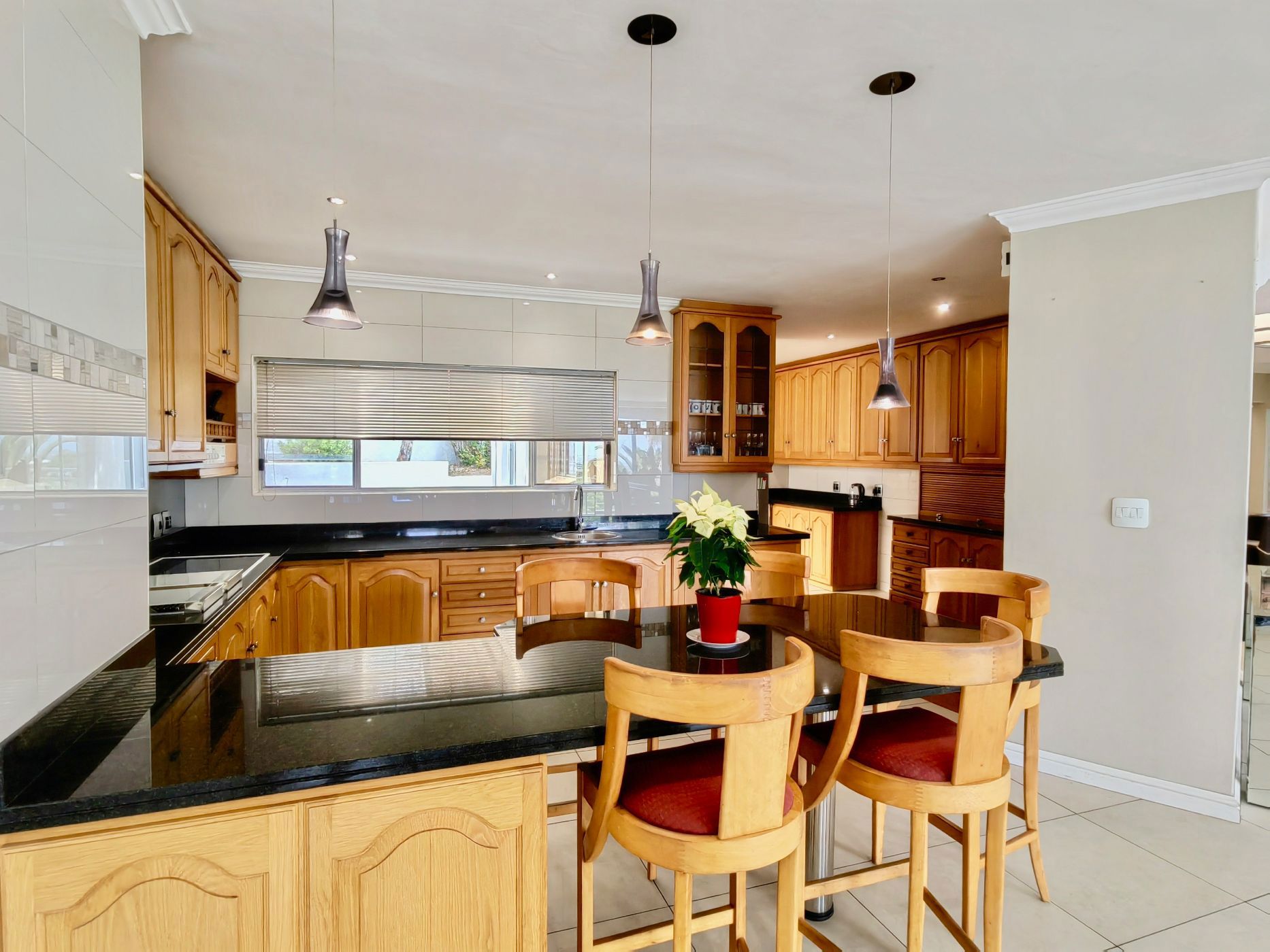4 bedroom house to rent in Plattekloof