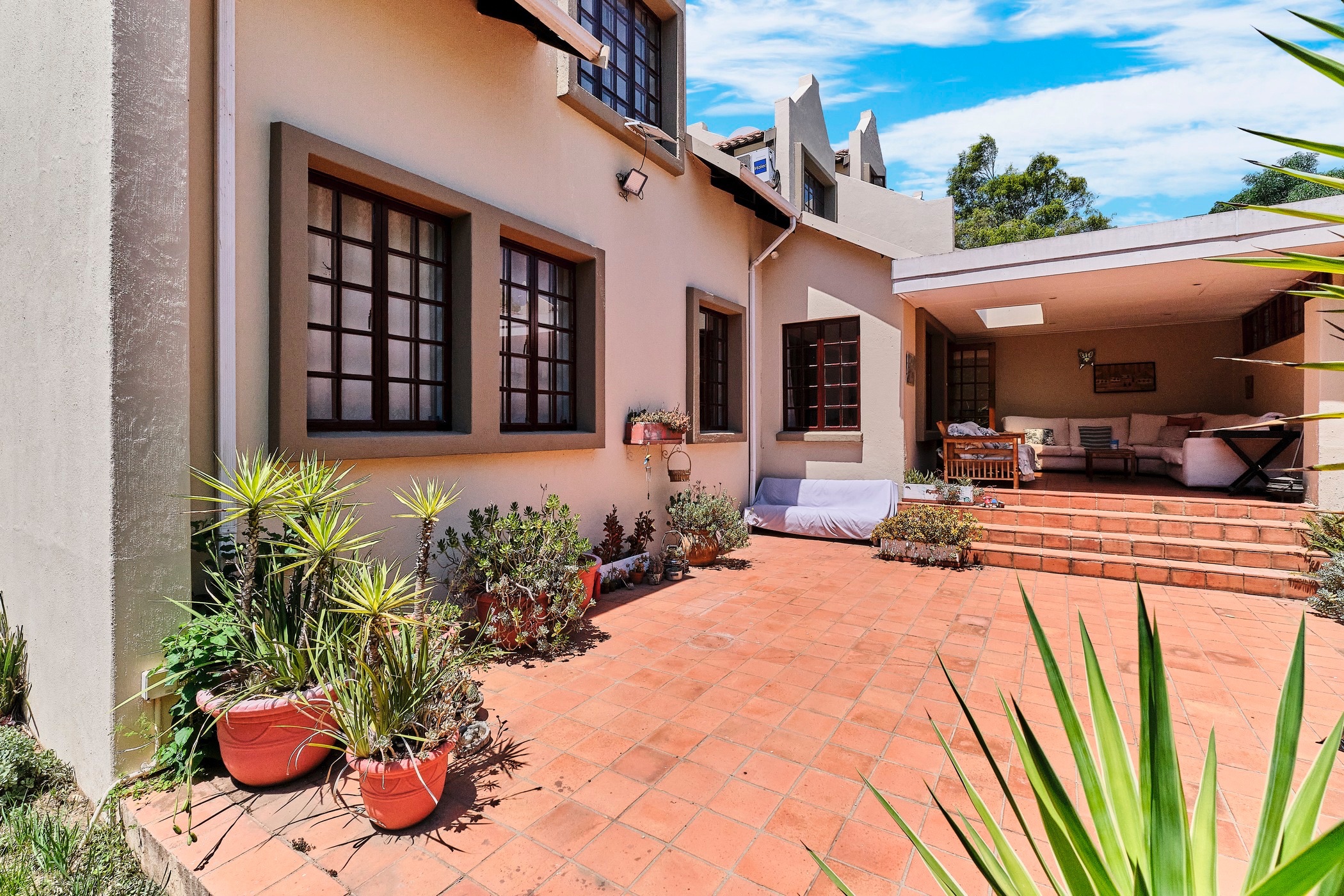 5 bedroom townhouse for sale in Rivonia