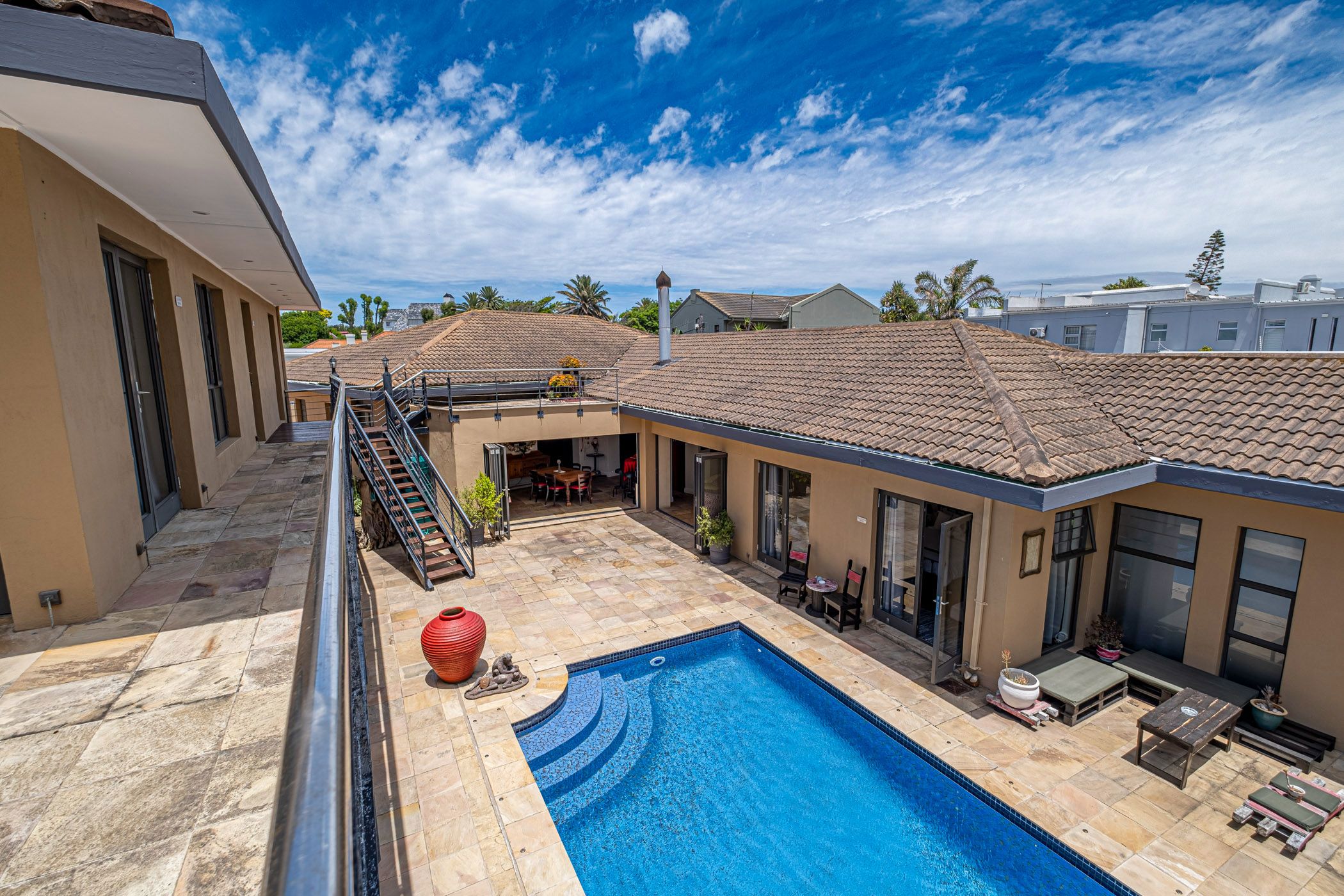 7 bedroom house for sale in Summerstrand