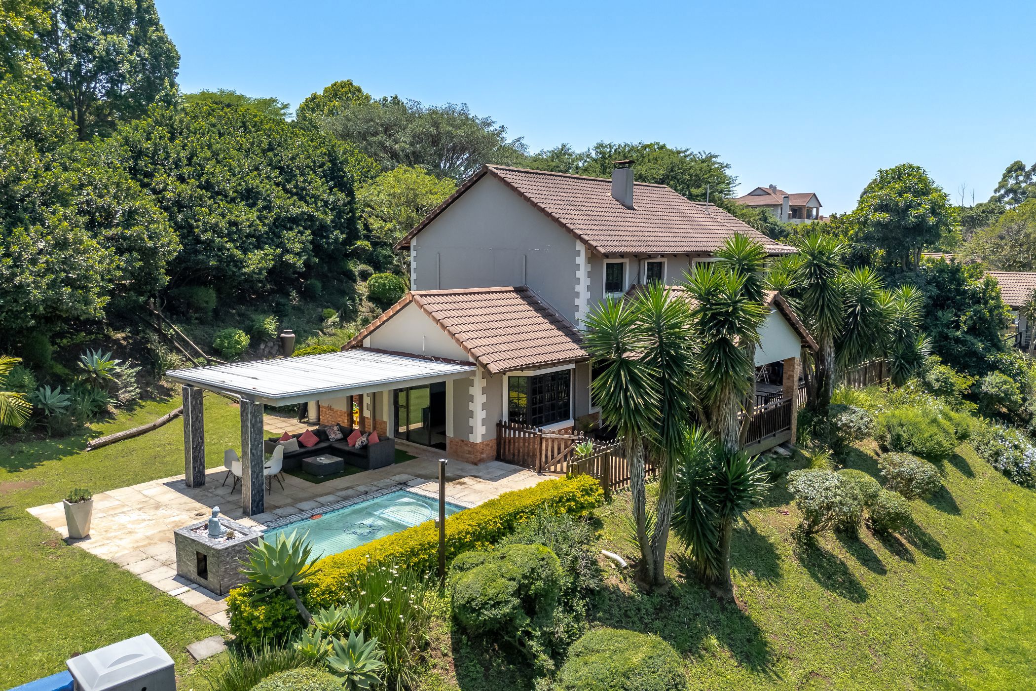 4 bedroom house for sale in Clifton Hill Estate