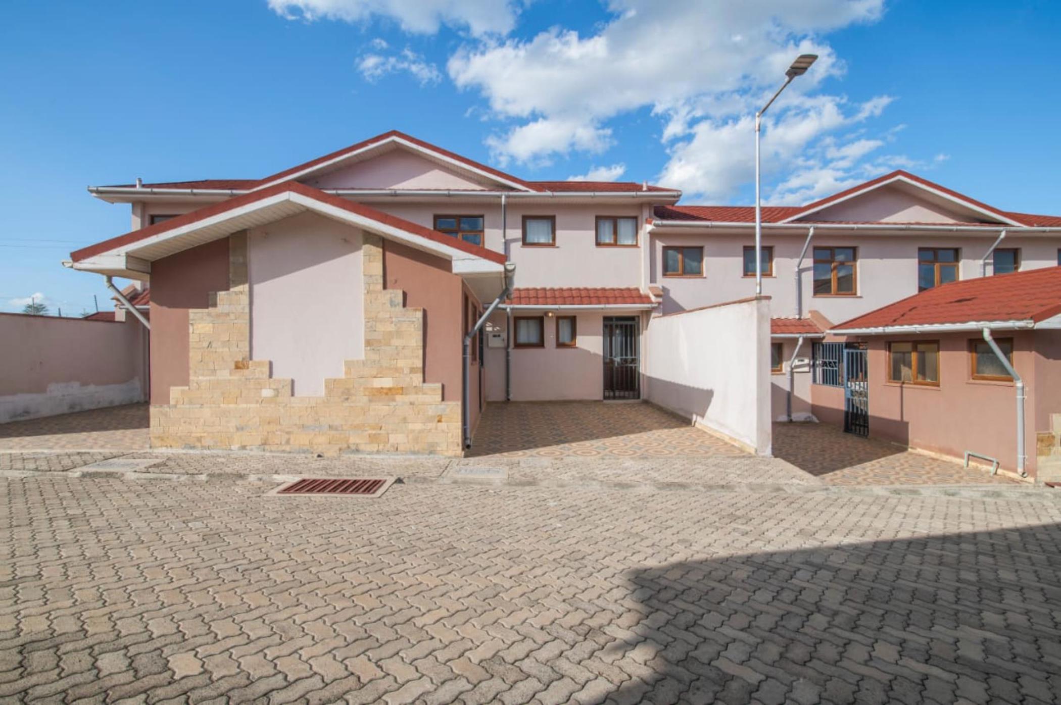 4 bedroom townhouse to rent in Athi River (Kenya)