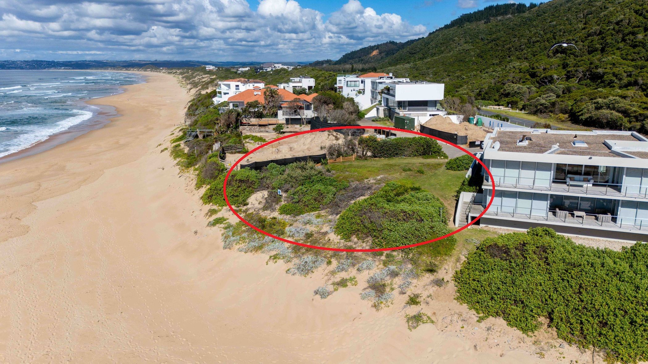 666 m&sup2; residential vacant land for sale in Keurbooms