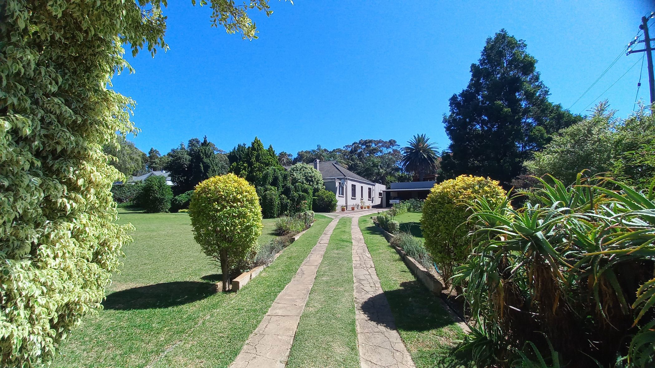 3 bedroom house for sale in Heidelberg (Garden Route)