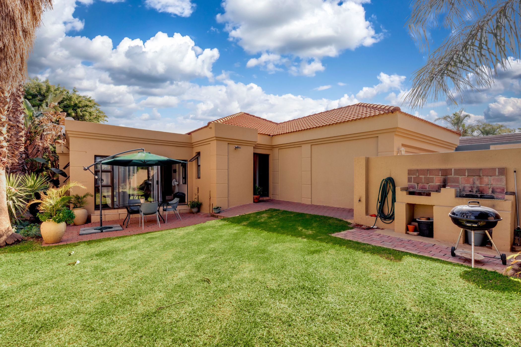 3 bedroom house for sale in Kyalami Estates