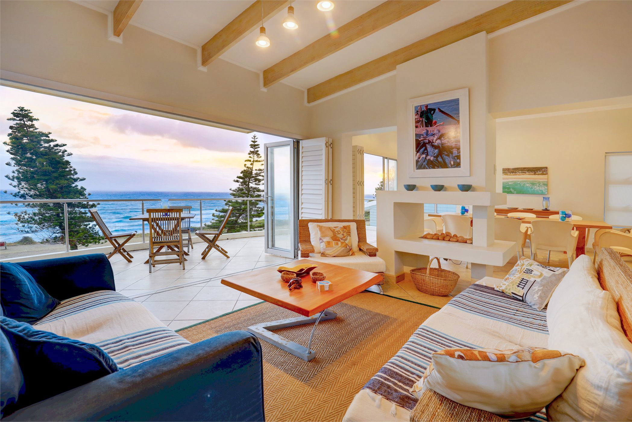 5 bedroom beachfront villa for sale in Glentana
