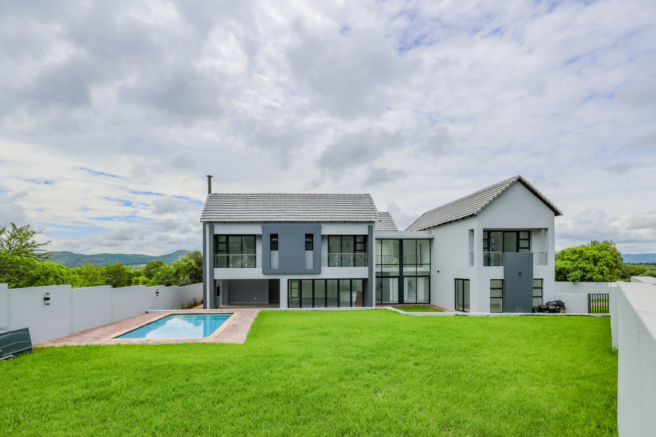 5 bedroom house for sale in Leloko Estate