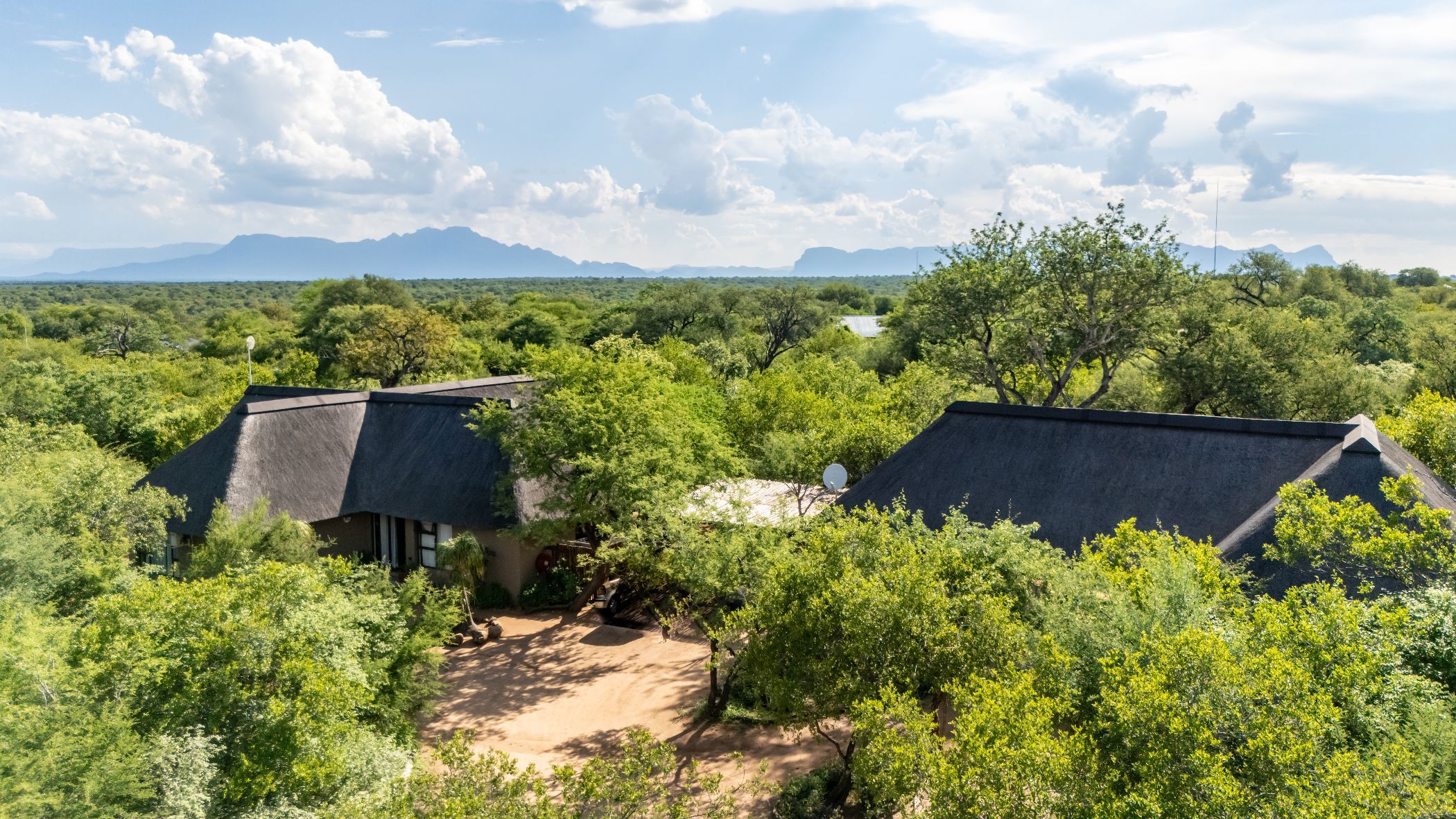 5 bedroom house for sale in Hoedspruit Wildlife Estate