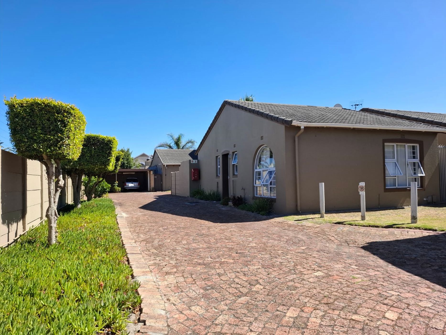 2 bedroom townhouse for sale in Goodwood Estate