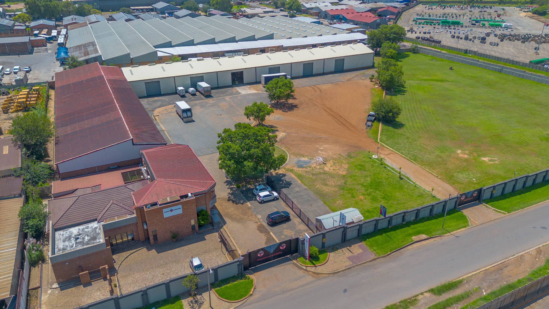 3952 m&sup2; commercial building for sale in Anderbolt