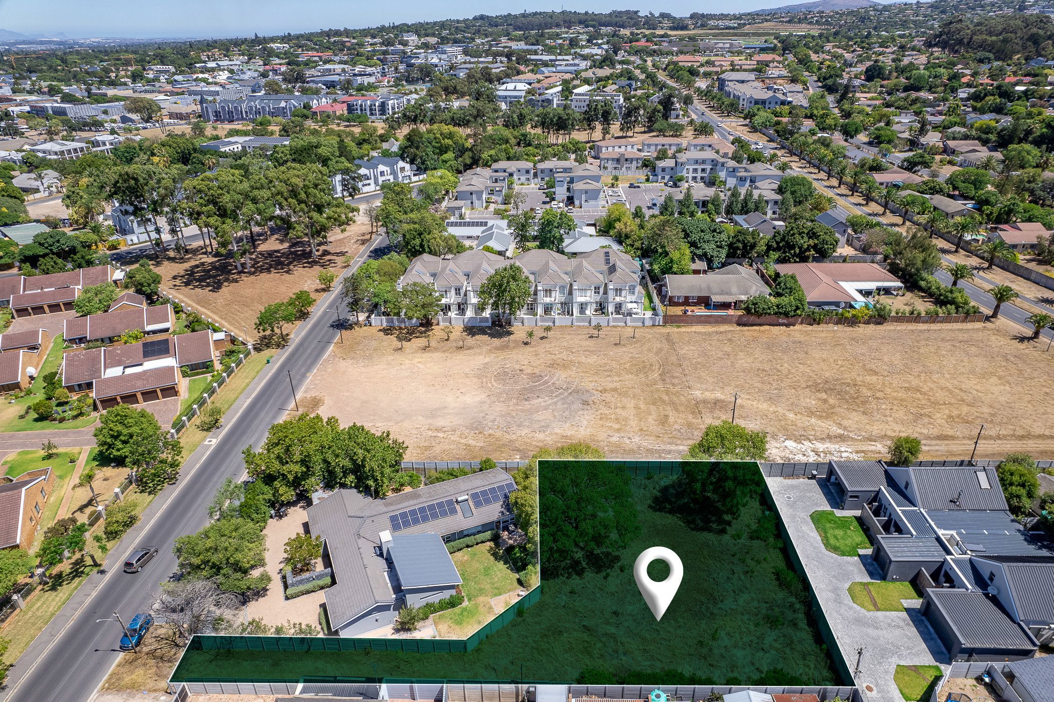 3 bedroom townhouse for sale in Schoongezicht (Durbanville)