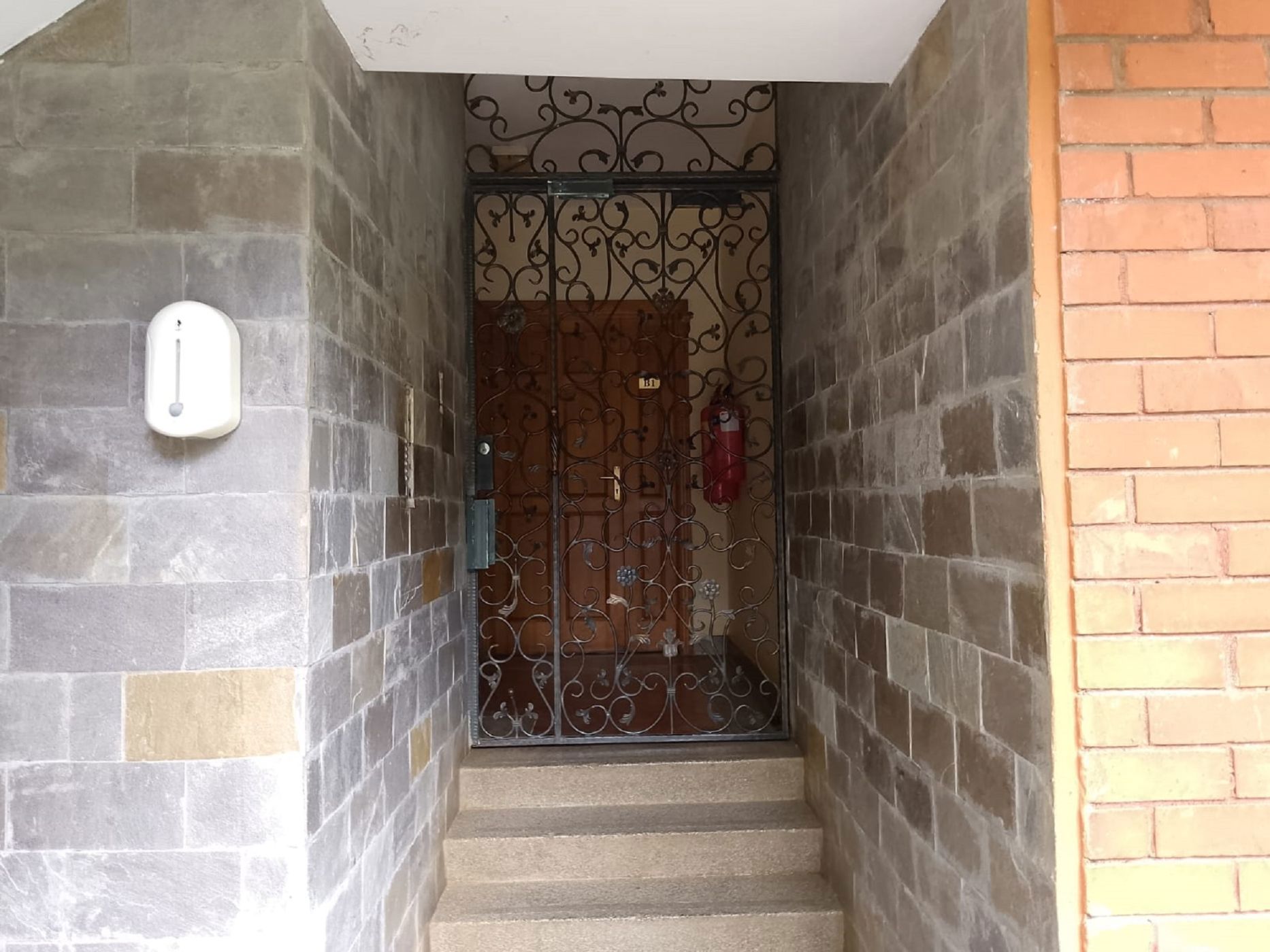 4 bedroom apartment to rent in Kilimani North  (Kenya)