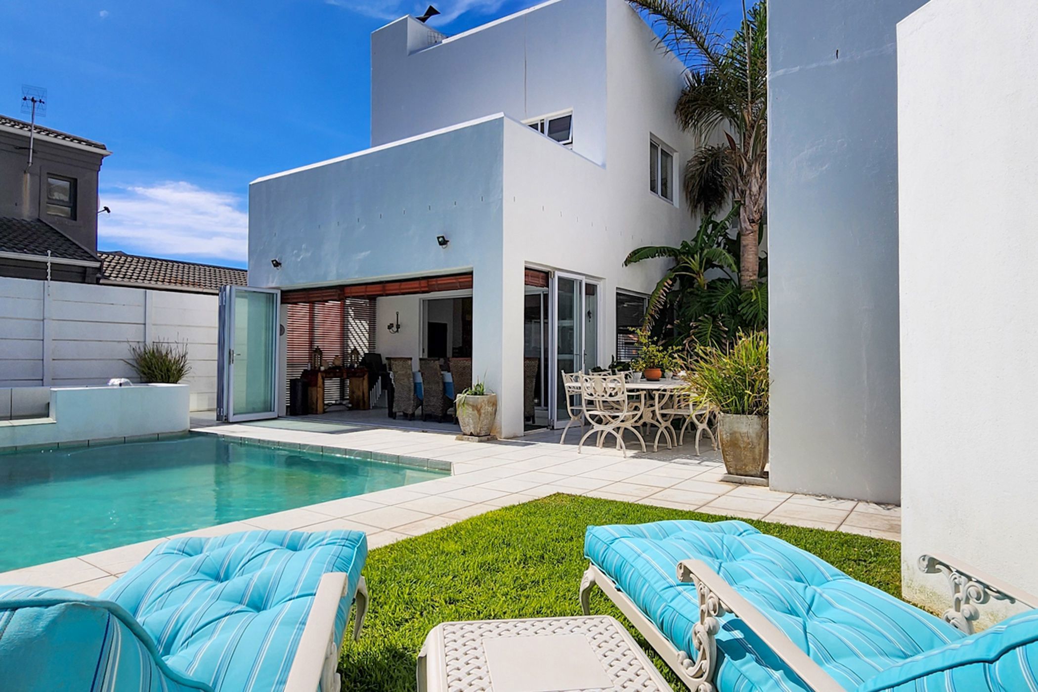 4 bedroom double-storey house for sale in West Beach (Blouberg)