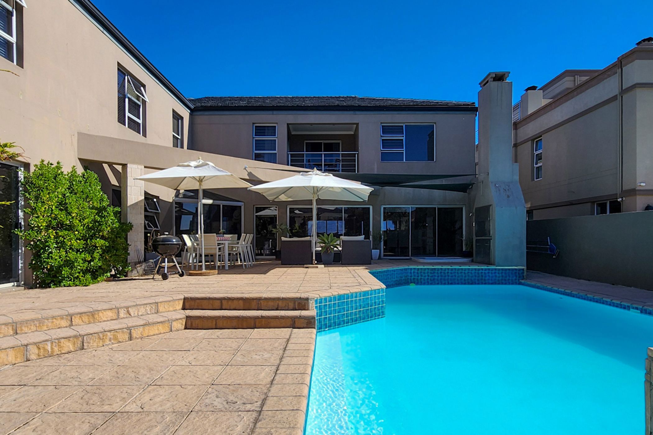6 bedroom house for sale in West Beach (Blouberg)