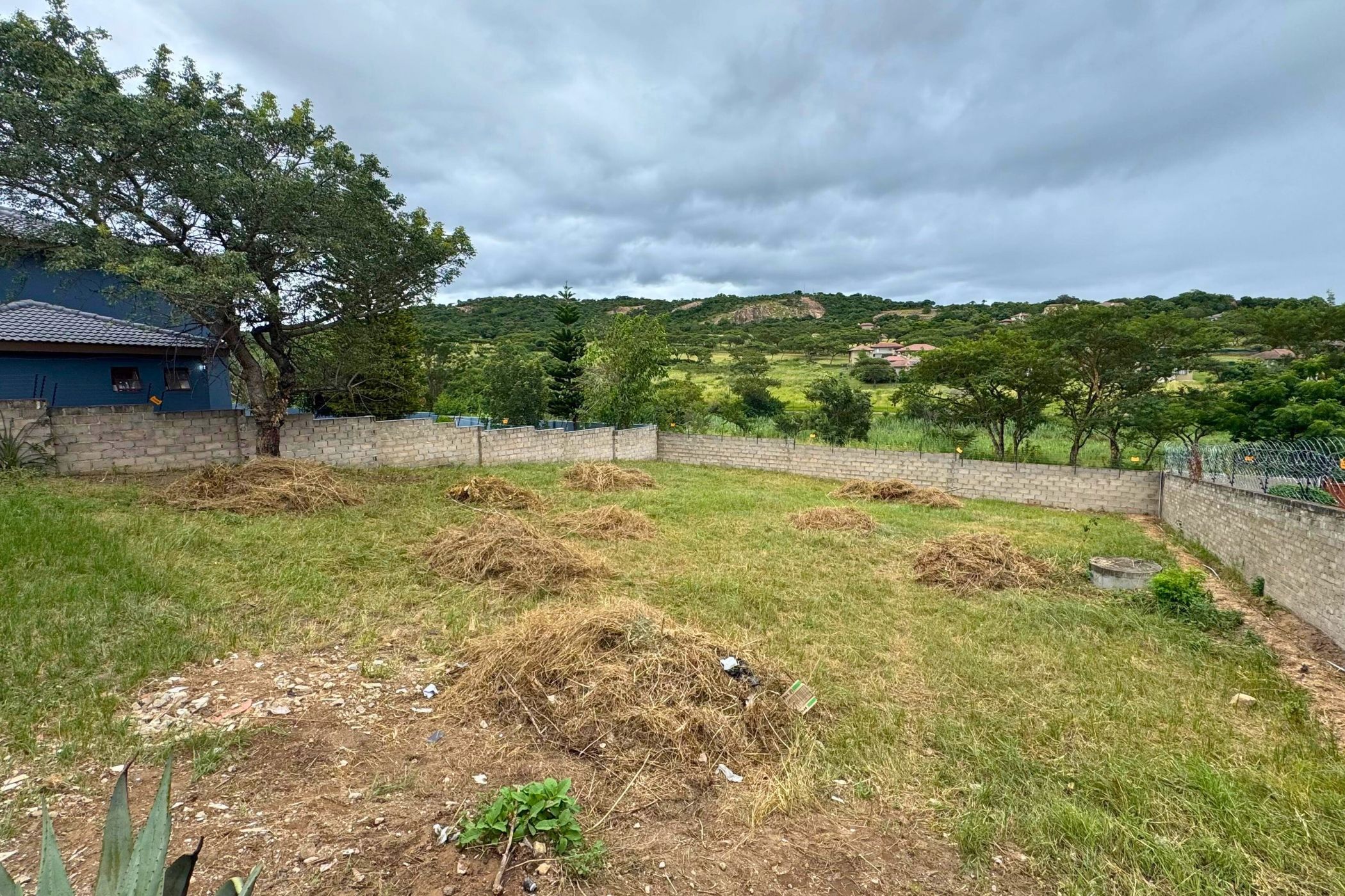 678 m&sup2; vacant land for sale in Stonehenge