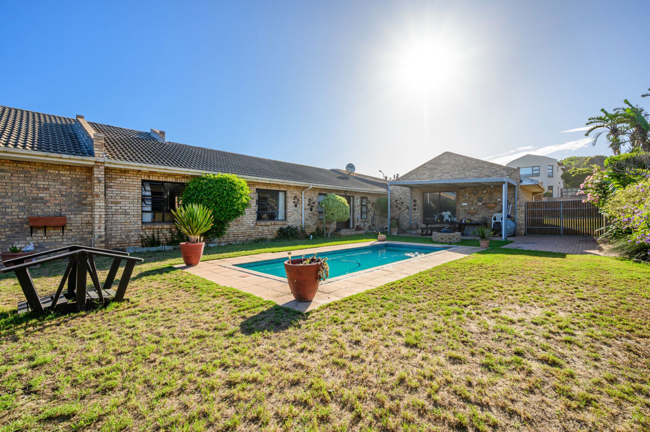 4 bedroom house for sale in Bluewater Bay (Port Elizabeth (Gqeberha))