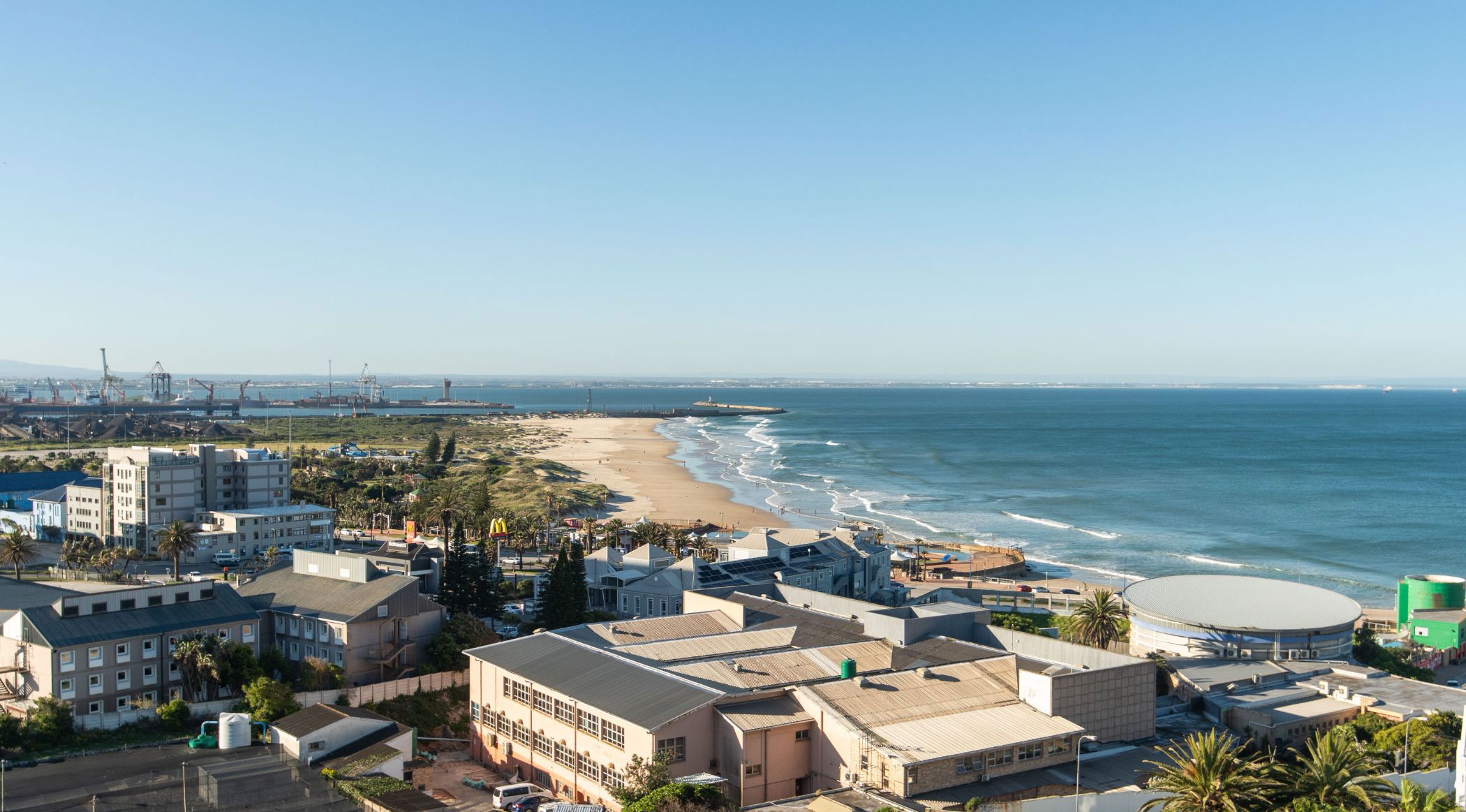 2 bedroom apartment for sale in Summerstrand