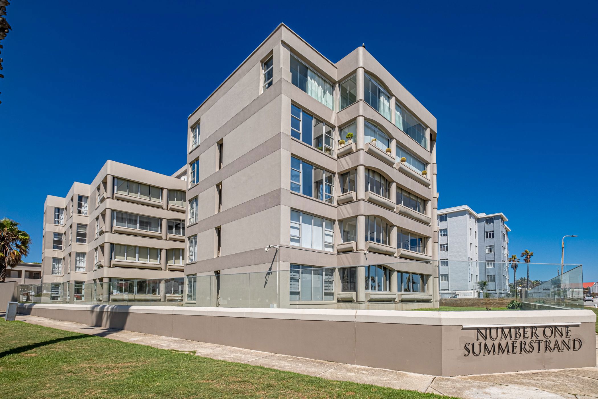 3 bedroom apartment for sale in Summerstrand