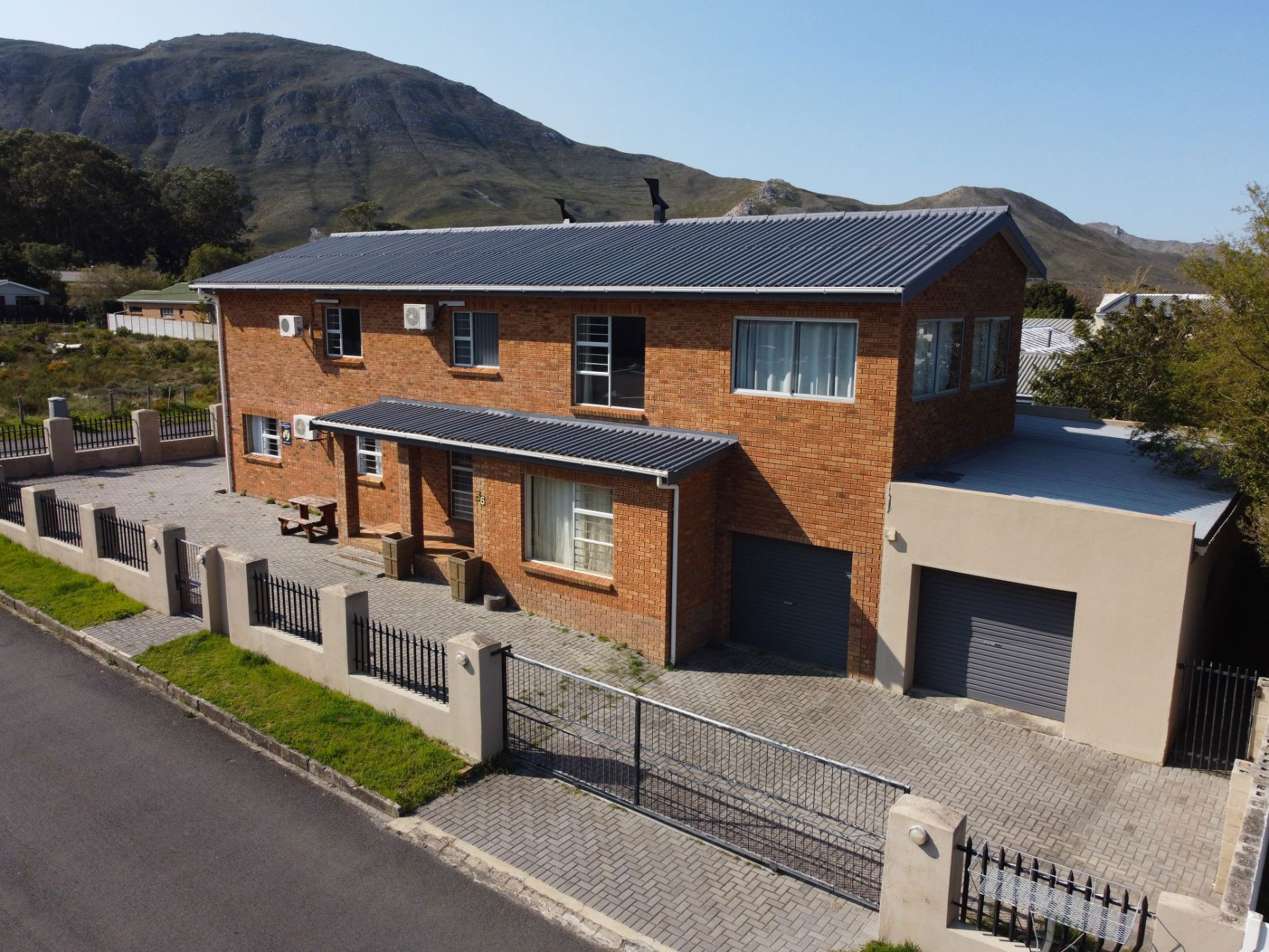 6 bedroom double-storey house for sale in Kleinmond