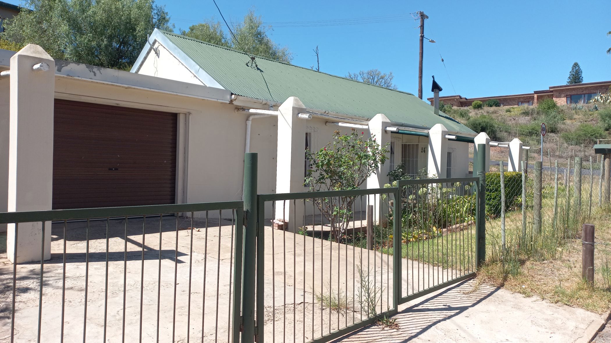 3 bedroom house for sale in Heidelberg (Garden Route)