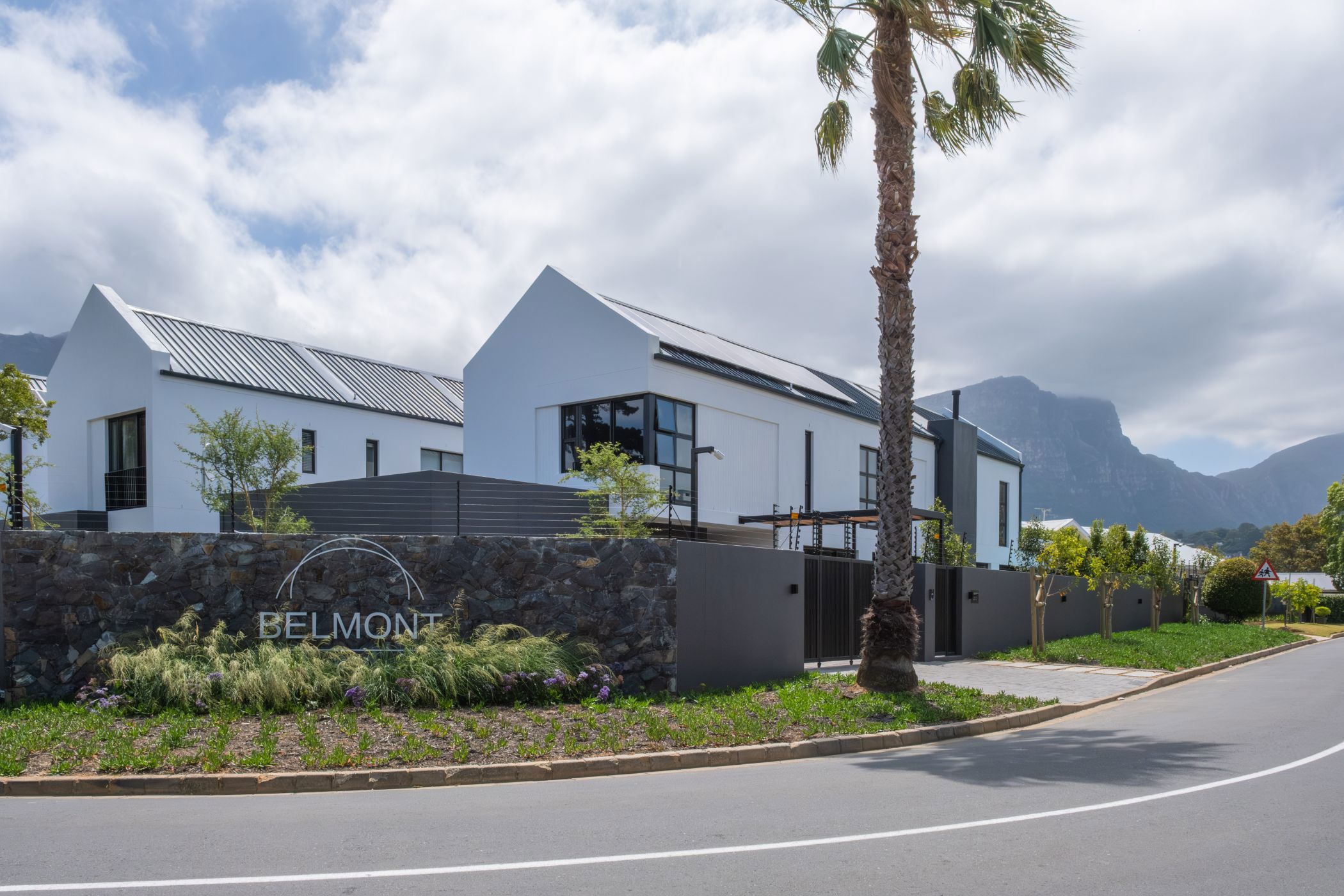 3 bedroom double-storey house for sale in Constantia Upper