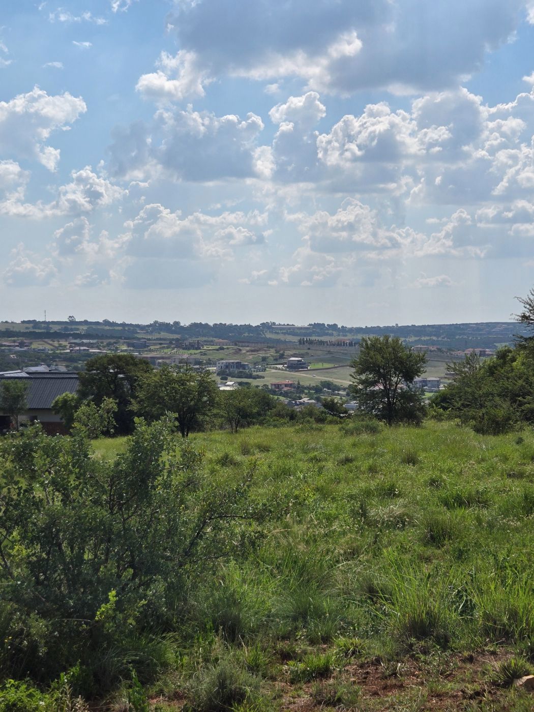 1077 m&sup2; residential vacant land for sale in The Hills