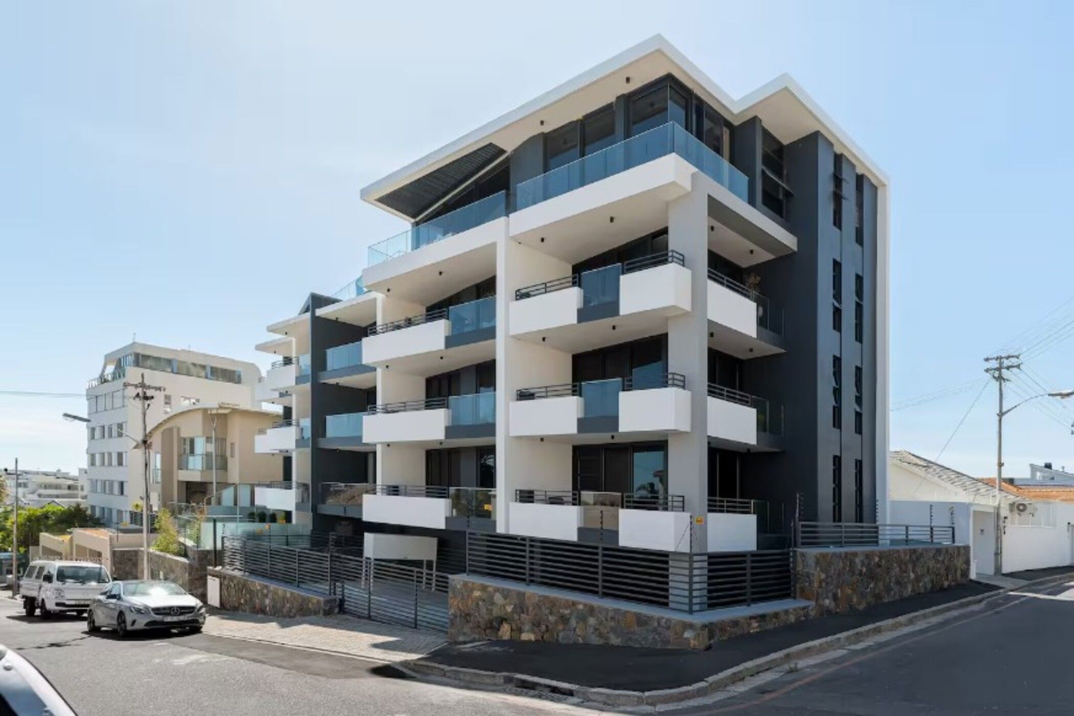 1 bedroom apartment for sale in Bantry Bay
