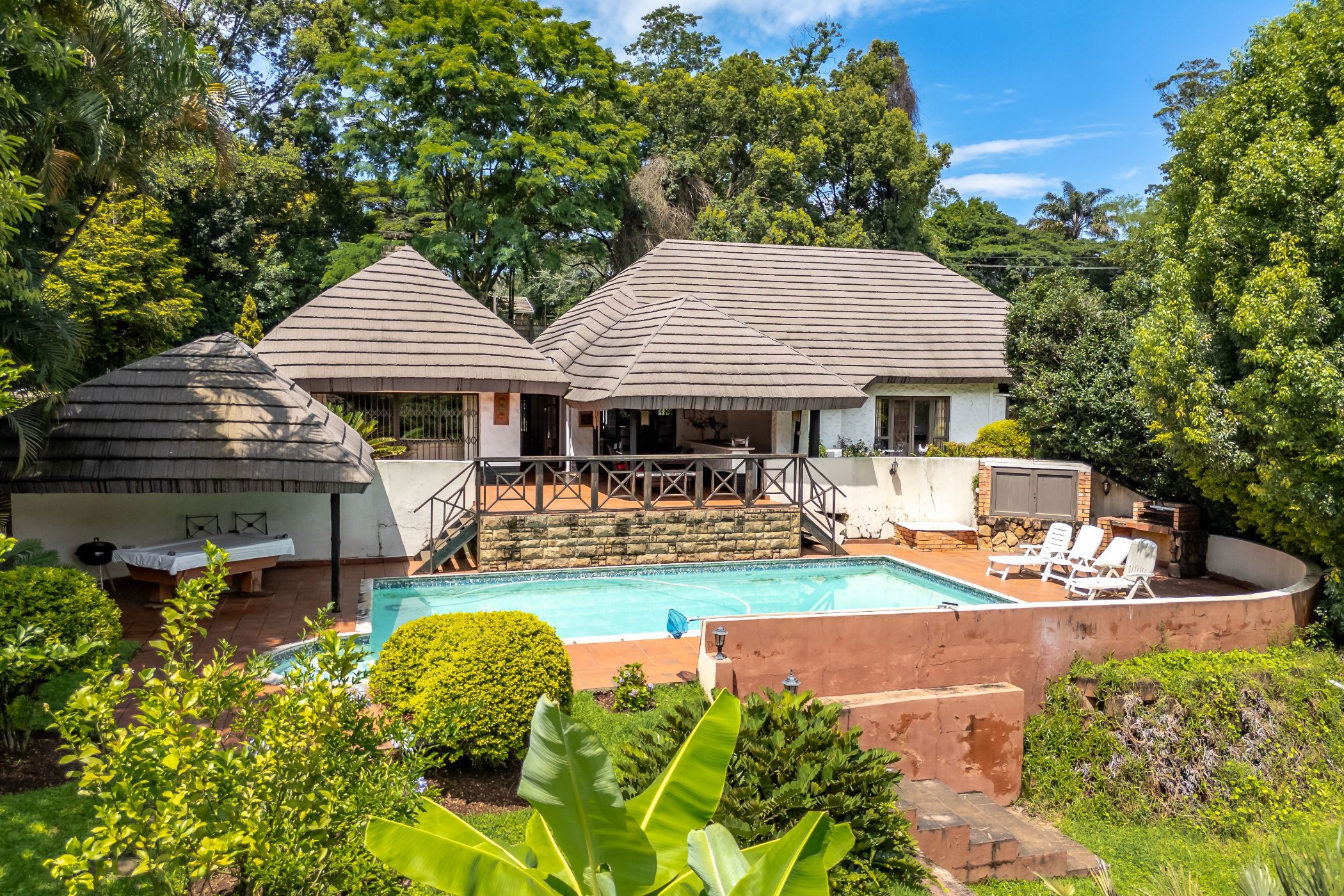 8 bedroom house for sale in Kloof