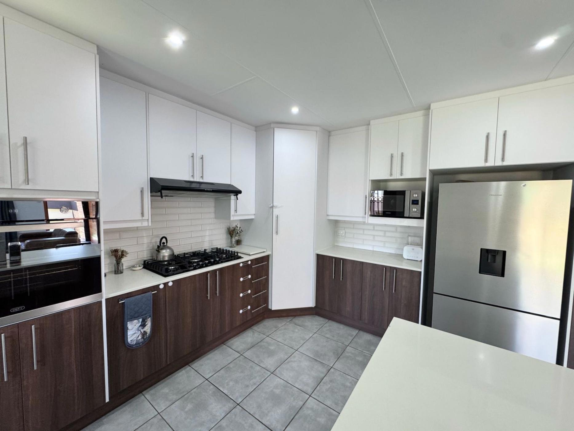 3 bedroom cluster house for sale in Norton Home Estate