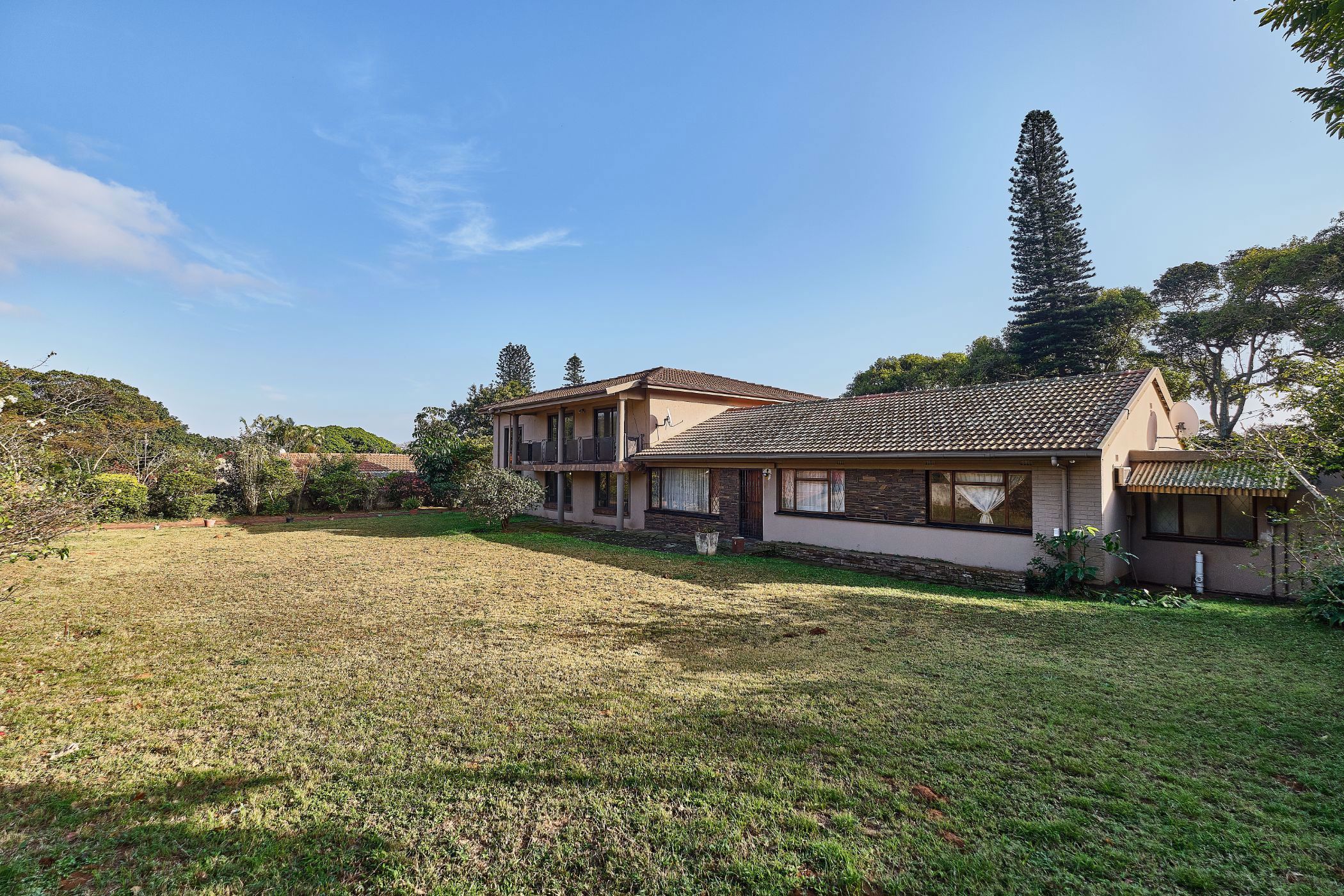 7 bedroom house for sale in Athlone Park