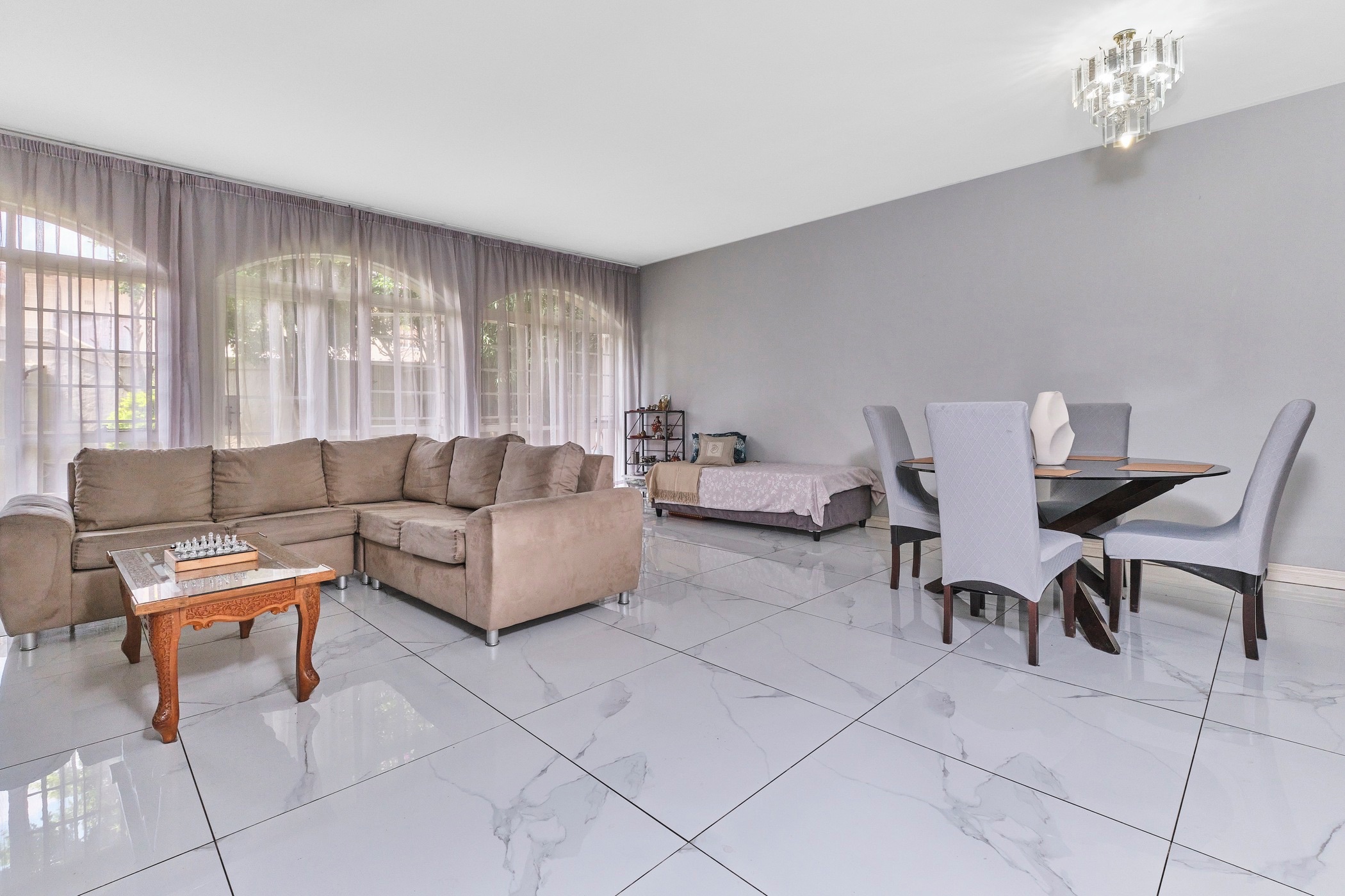 3 bedroom townhouse for sale in Parkmore