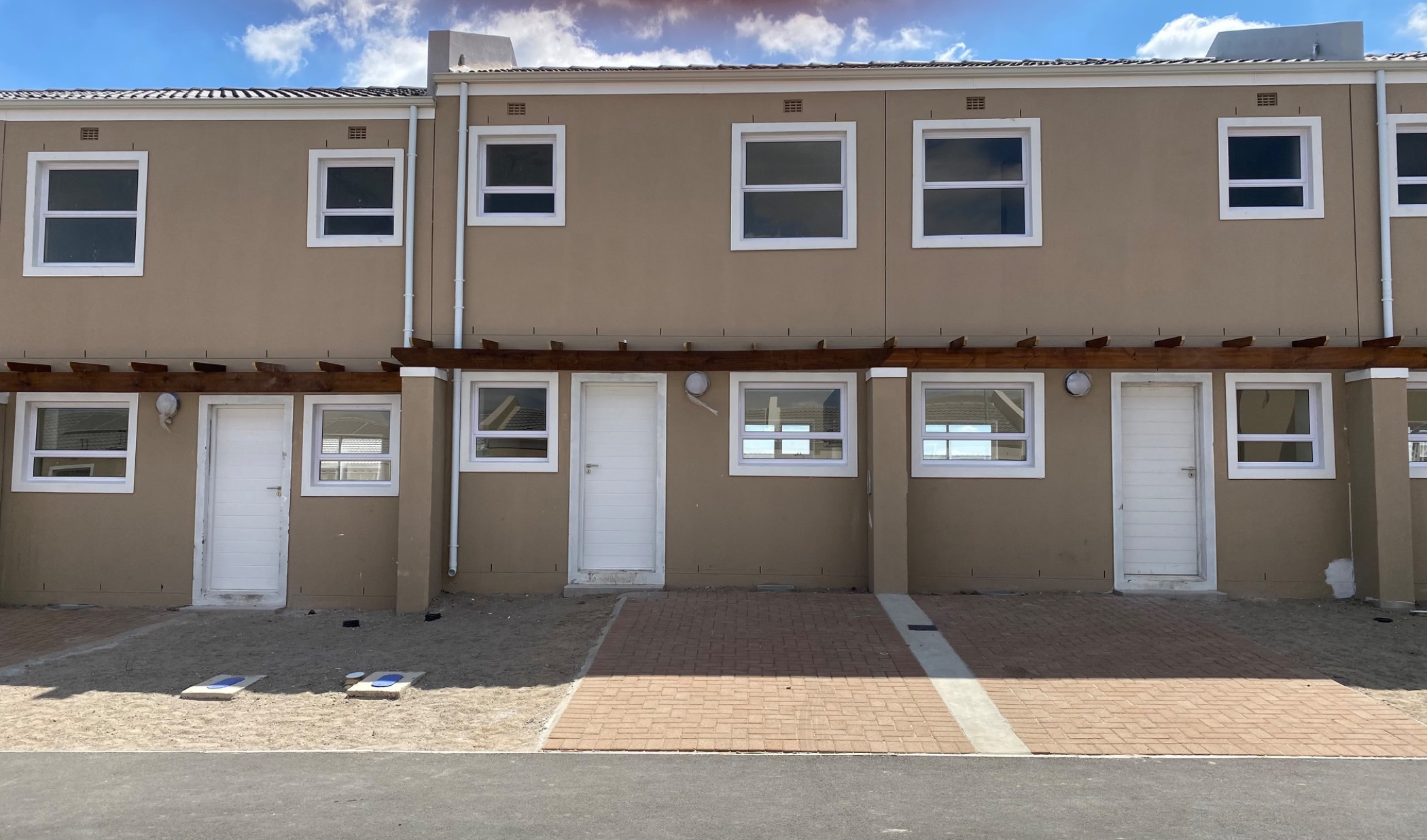 2 bedroom security complex home for sale in Stellendale Village