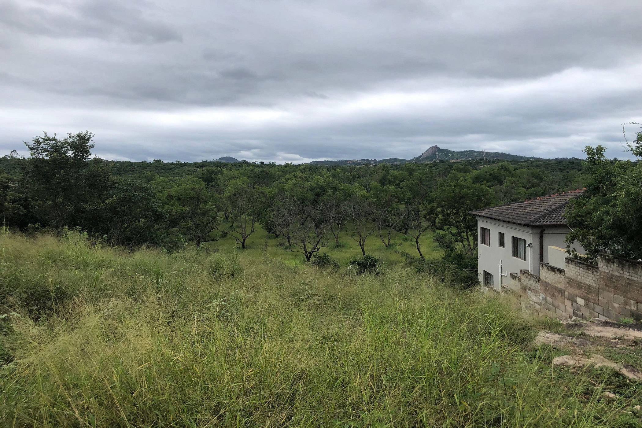 700 m&sup2; residential vacant land for sale in West Acres Ext 20