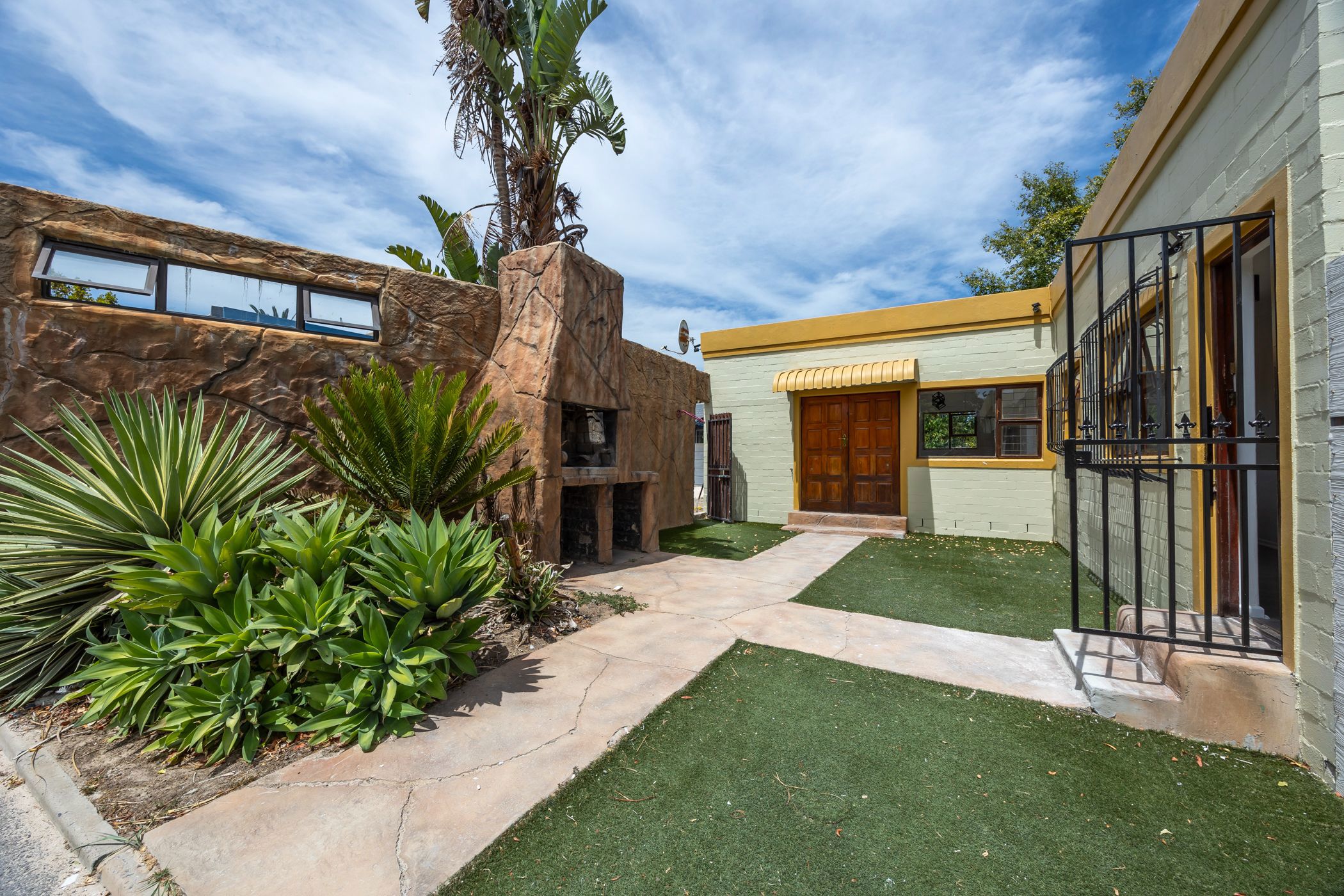 1 bedroom house to rent in Goedemoed