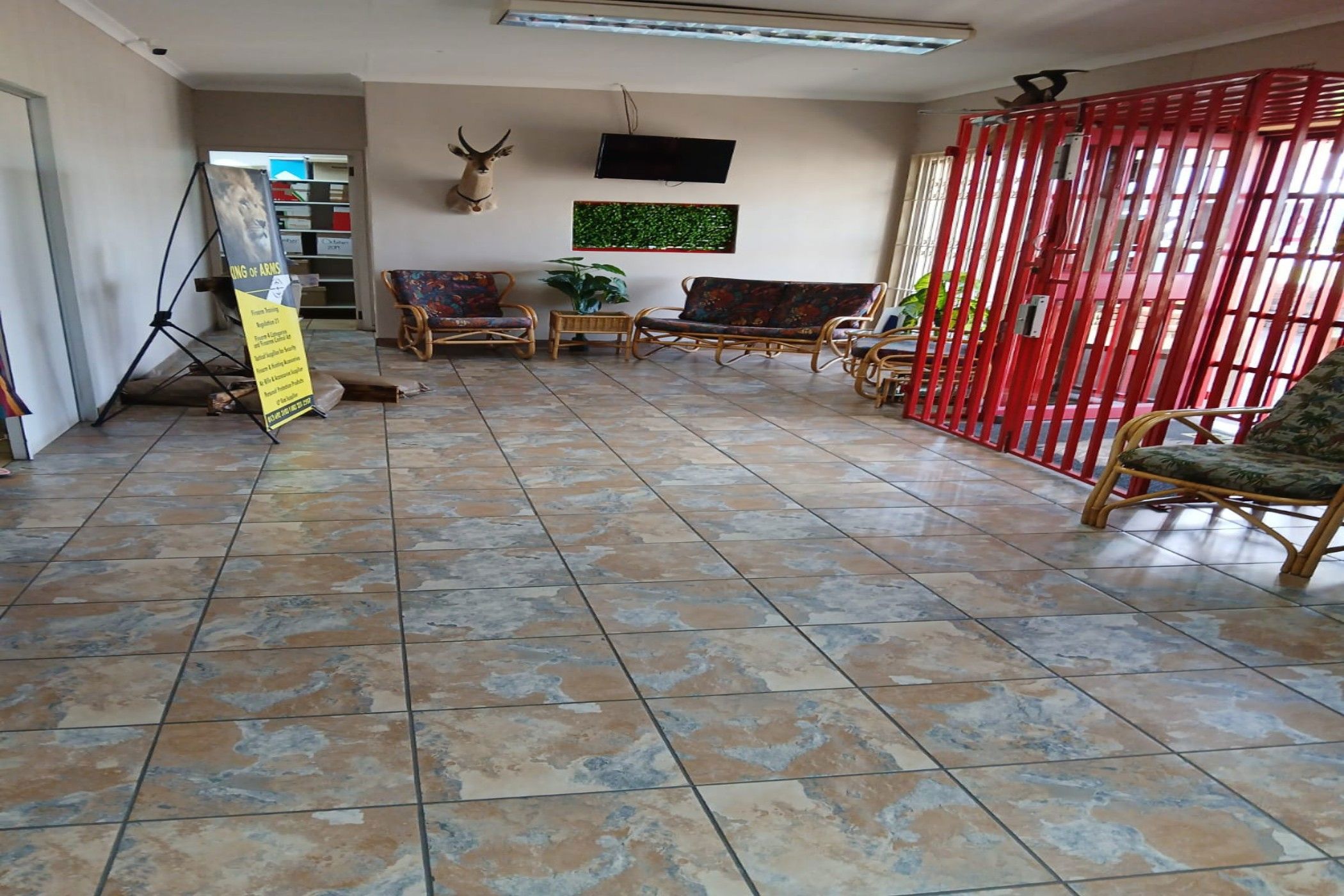 1225 m&sup2; commercial office for sale in Klipfontein  (Witbank (eMalahleni))