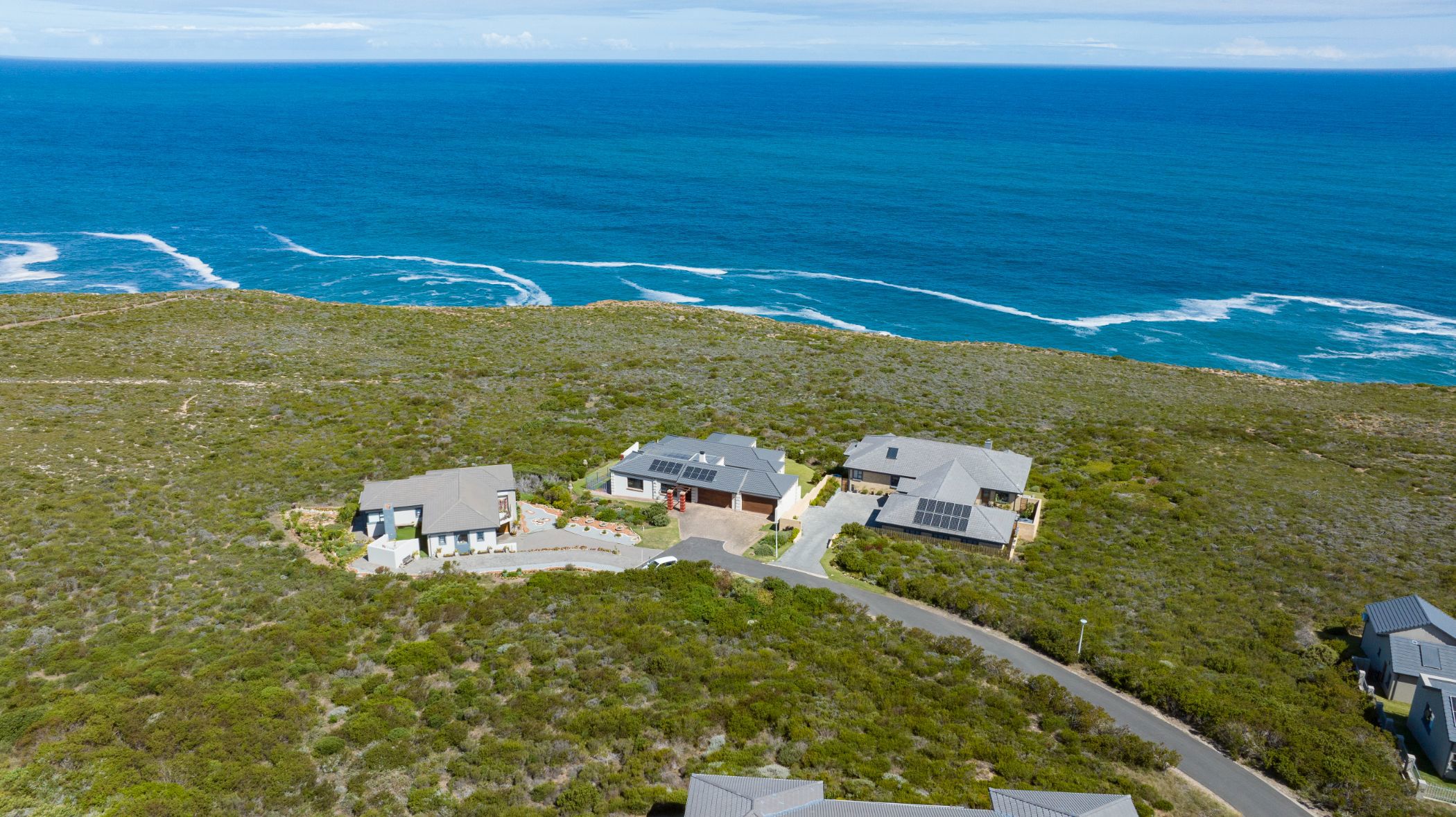 980 m&sup2; residential vacant land for sale in Village on Sea