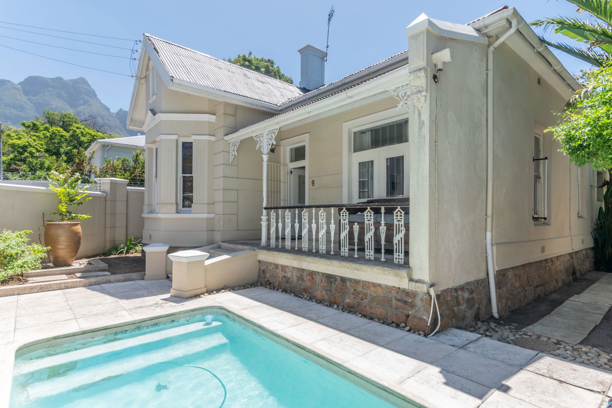 4 bedroom house for sale in Rondebosch