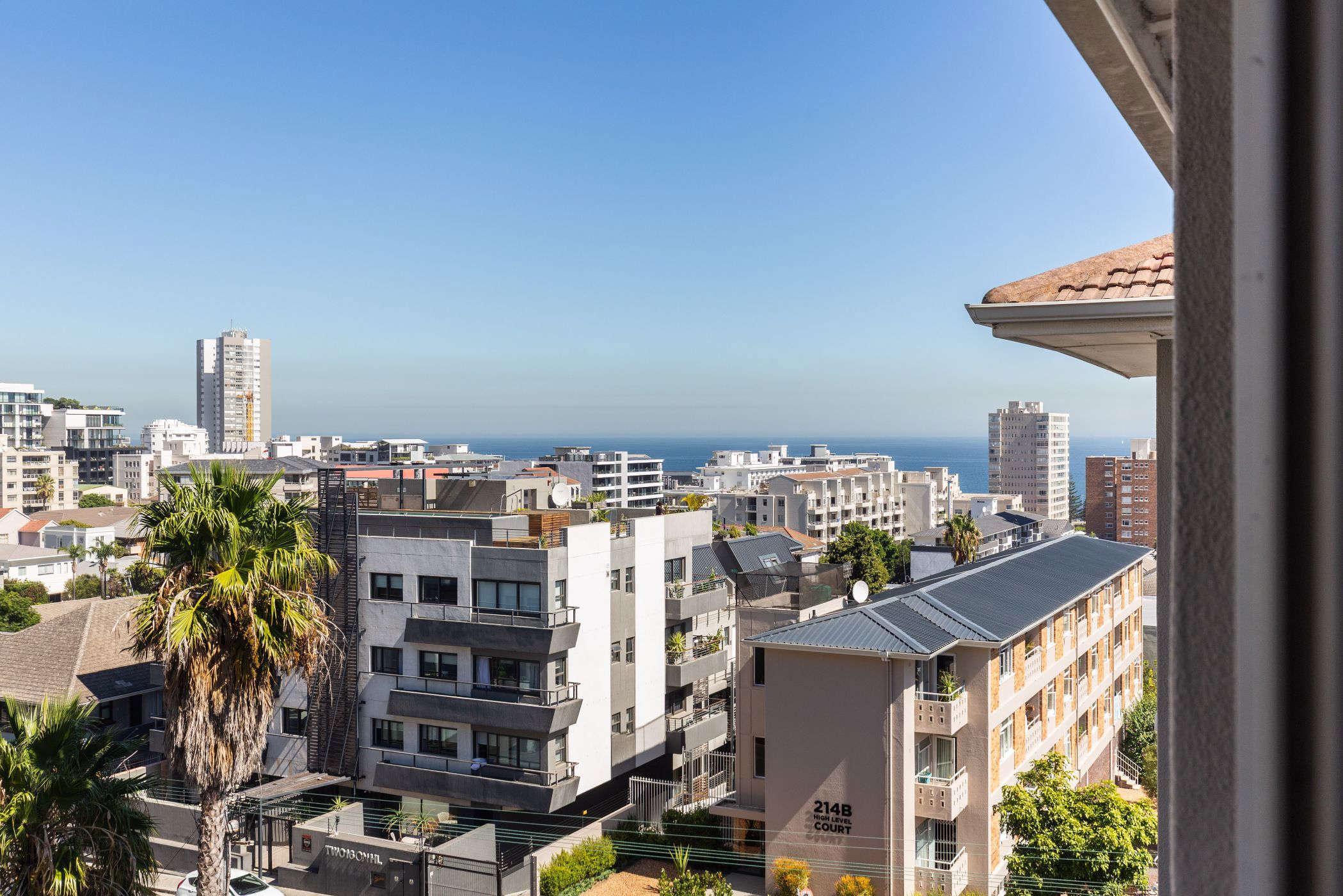 1 bedroom apartment for sale in Sea Point