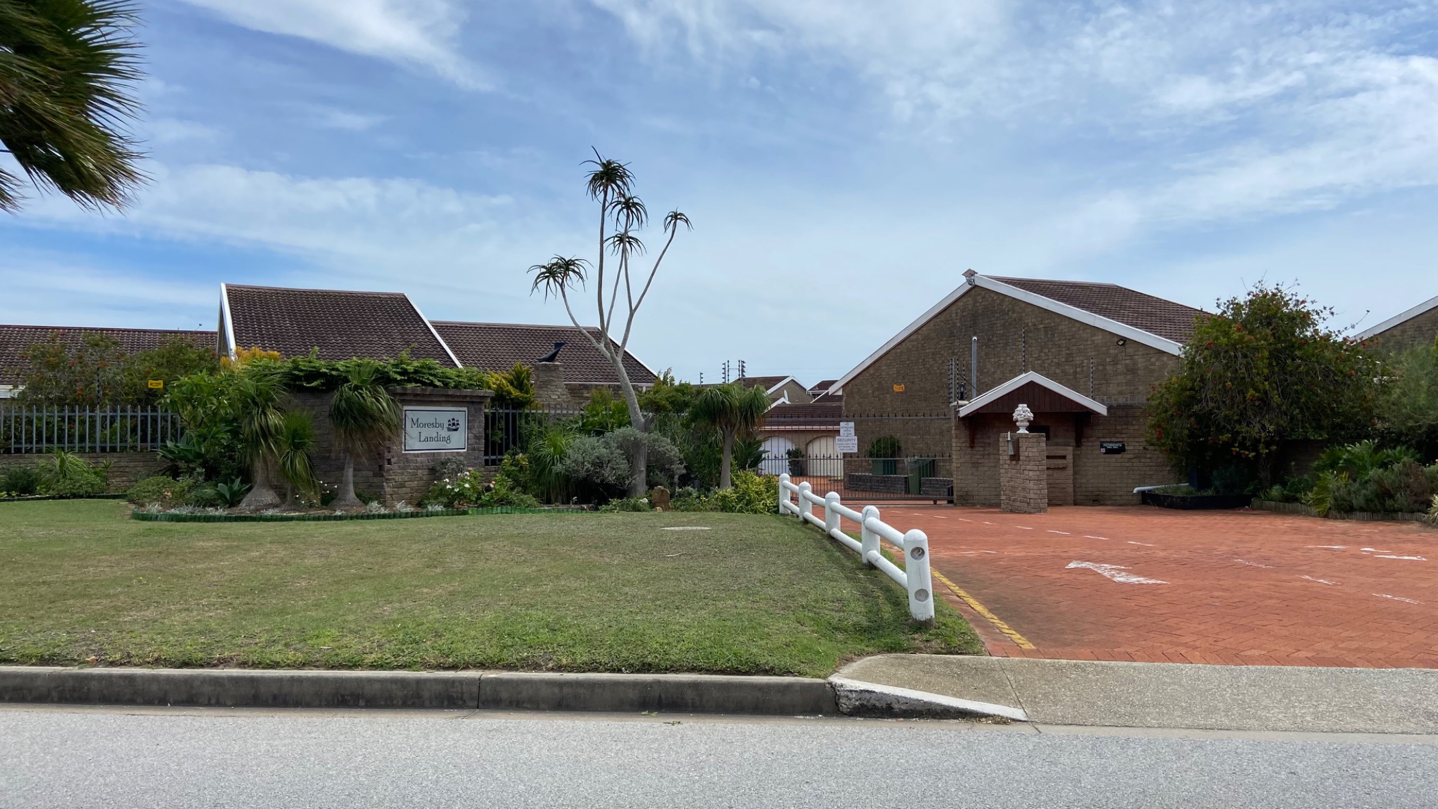 3 bedroom townhouse to rent in South End