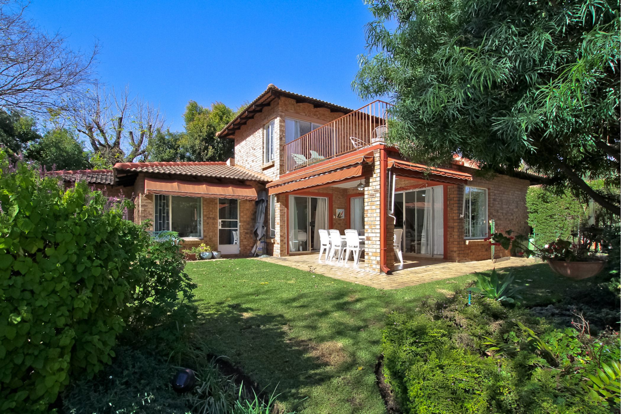5 bedroom house for sale in Thornhill Estate