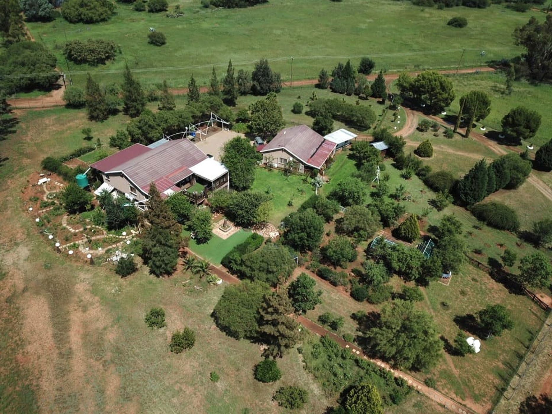 5.3 hectare smallholding for sale in Spitskop