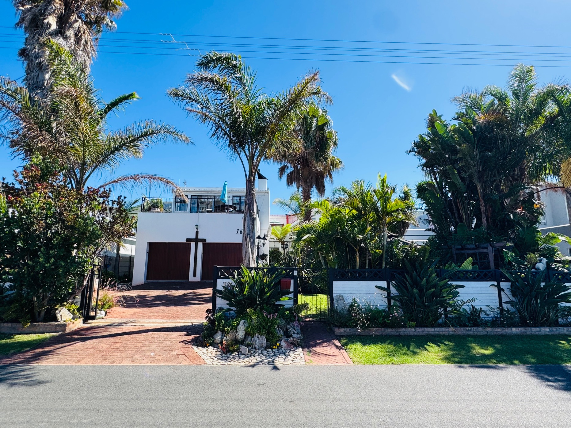 6 bedroom multi-storey house for sale in Klein Berlyn