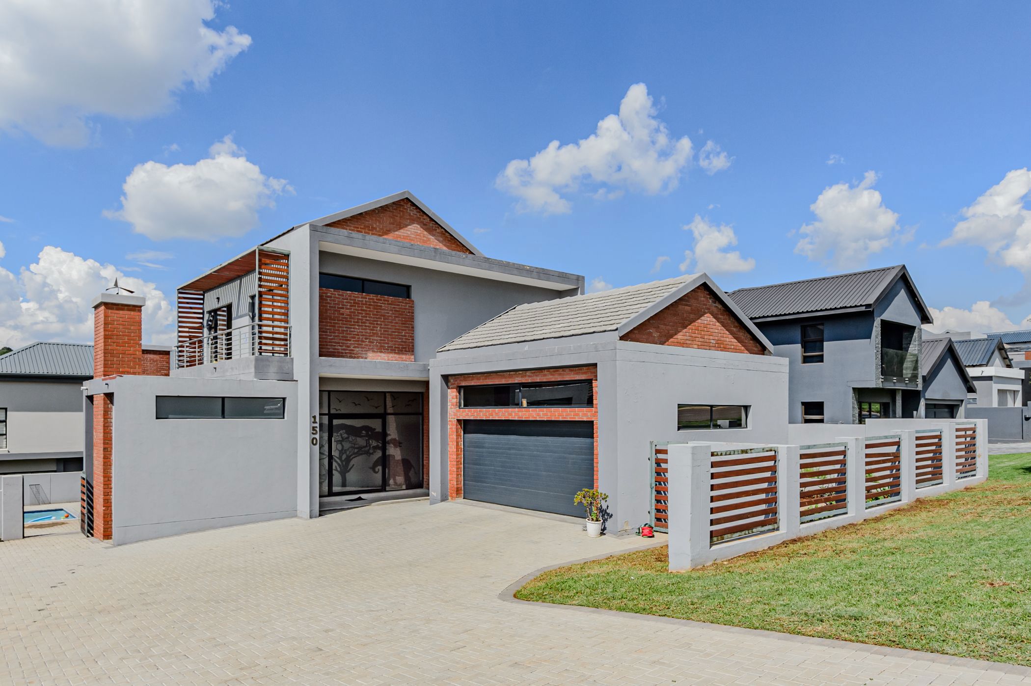 4 bedroom house for sale in The Hills