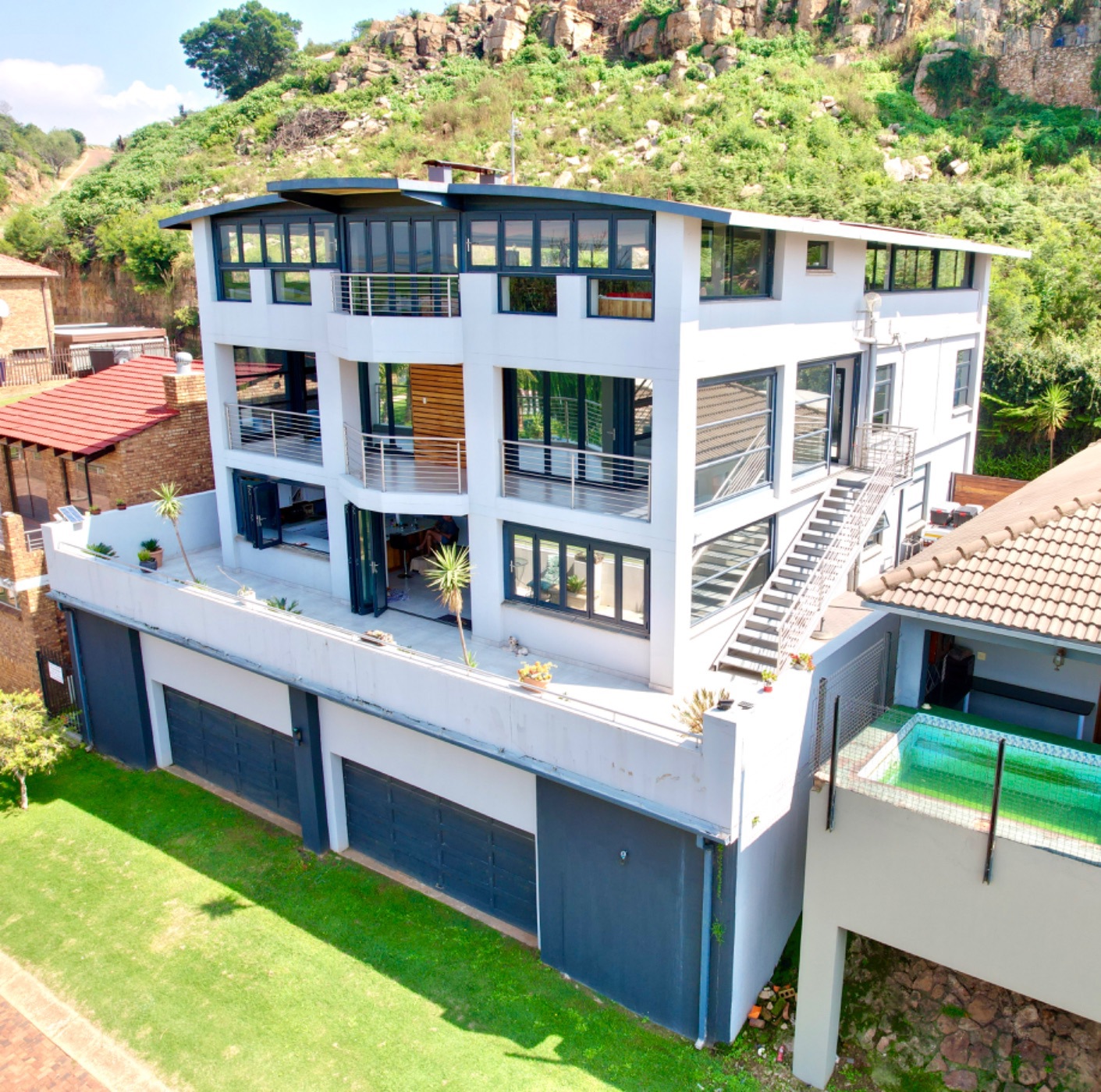 5 bedroom house for sale in Kungwini Country Estate
