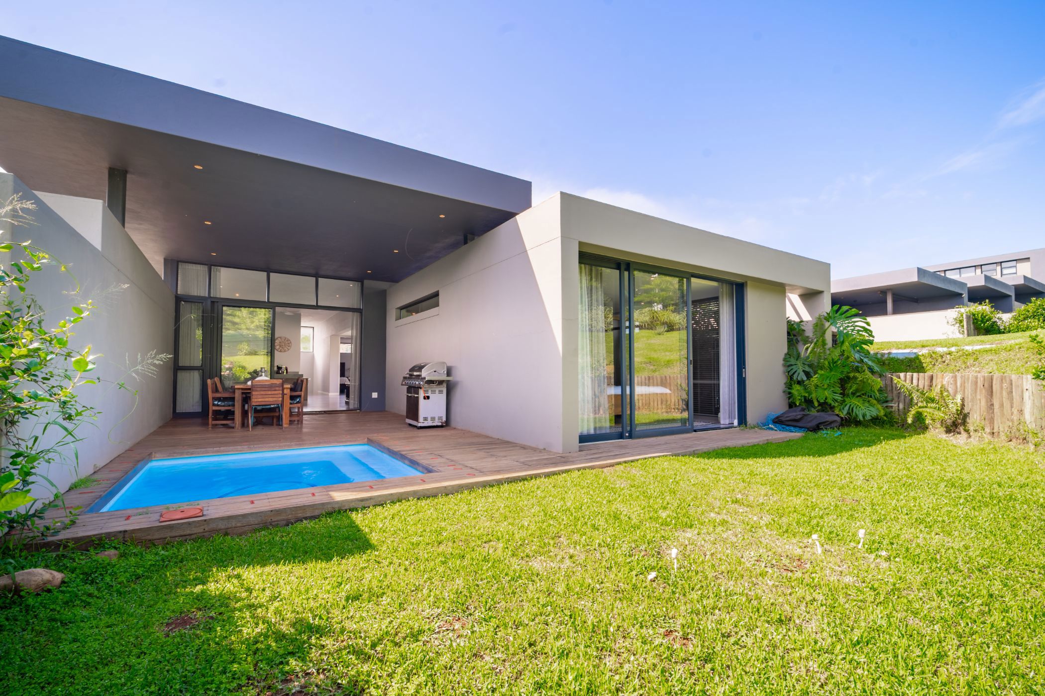 2 bedroom garden apartment for sale in Shakas Rock
