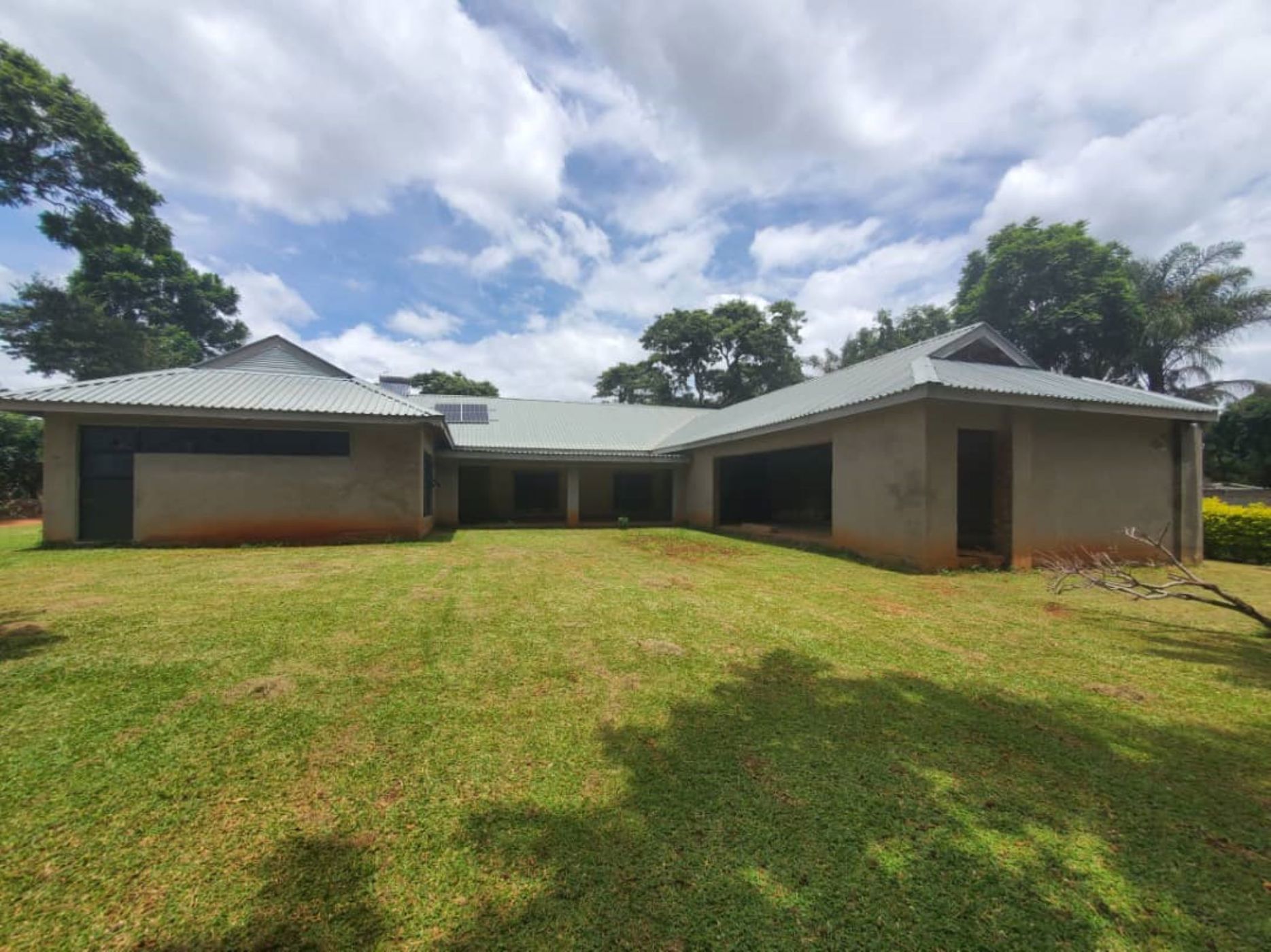 4 bedroom house for sale in Greendale (Zimbabwe)