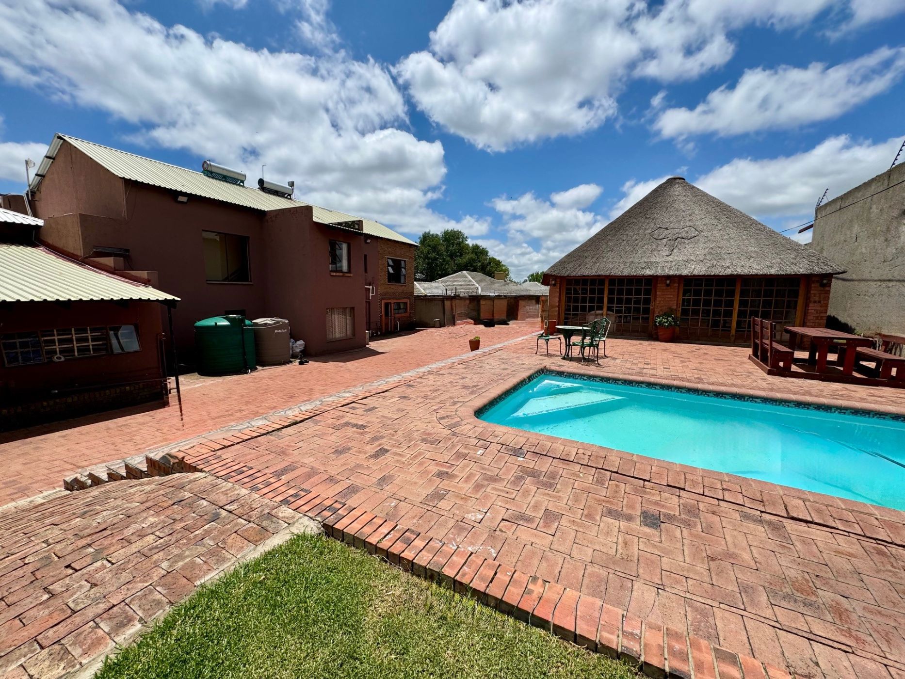 6 bedroom house for sale in De Bruin Park