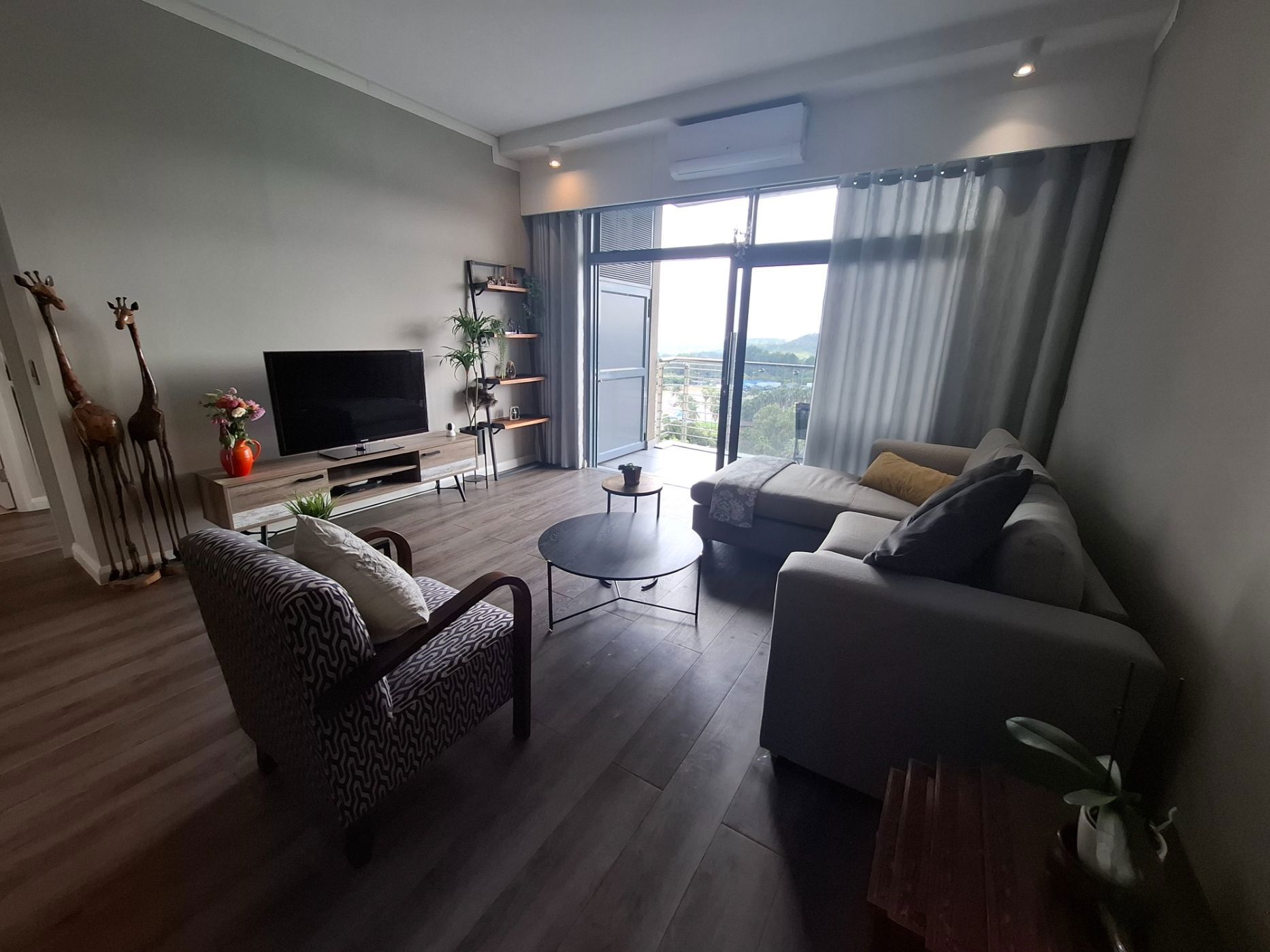 2 bedroom apartment to rent in Menlyn