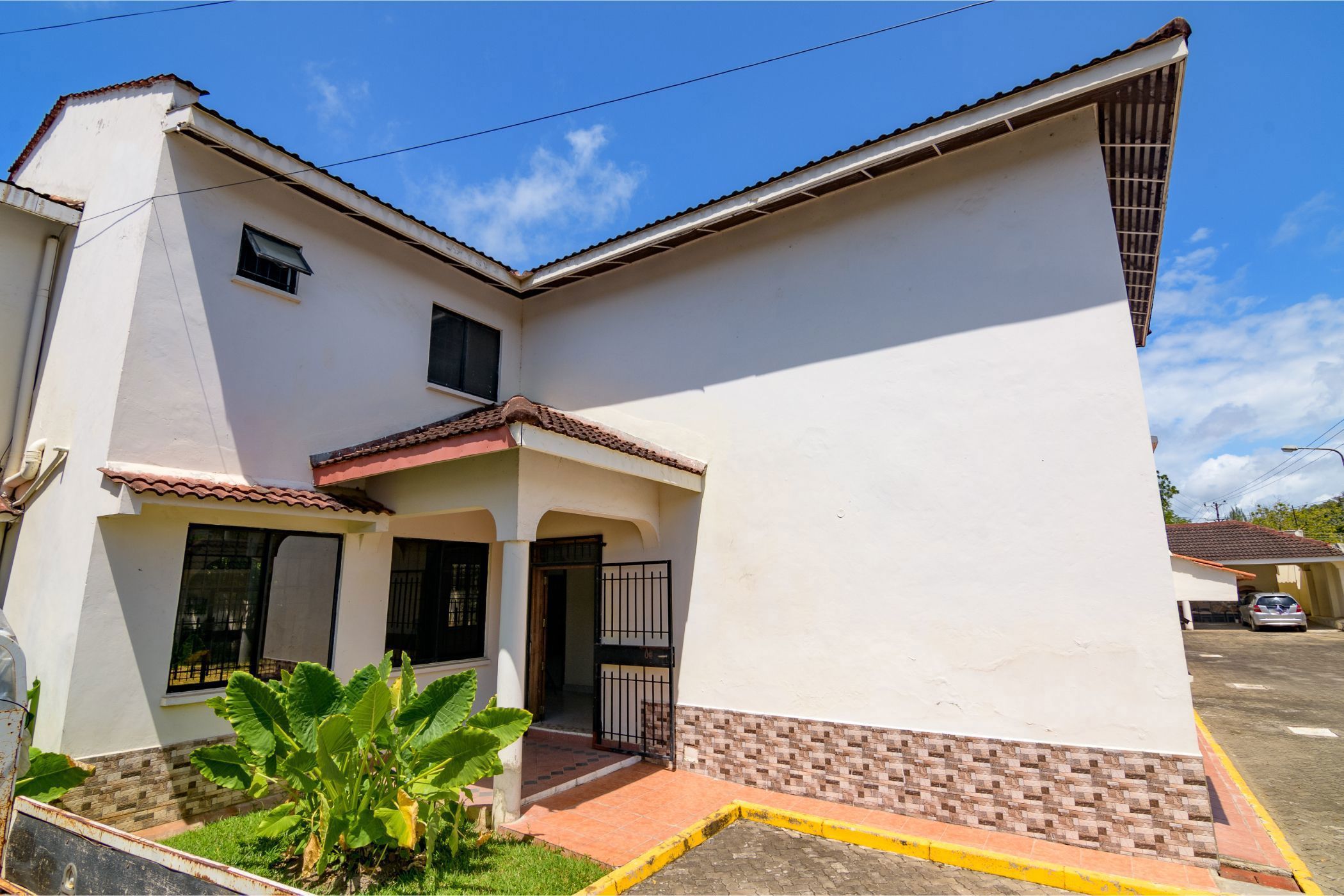 Double-storey house to rent in Nyali (Kenya)